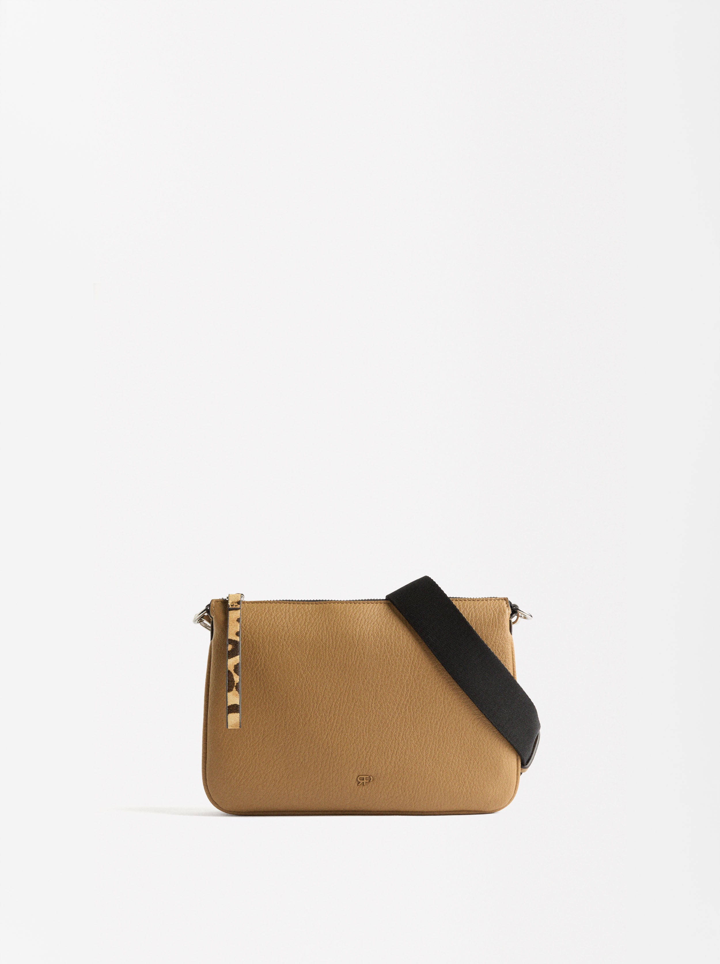 Bolso Bandolera Con Detalle De Piel Y Estampado De Leopardo