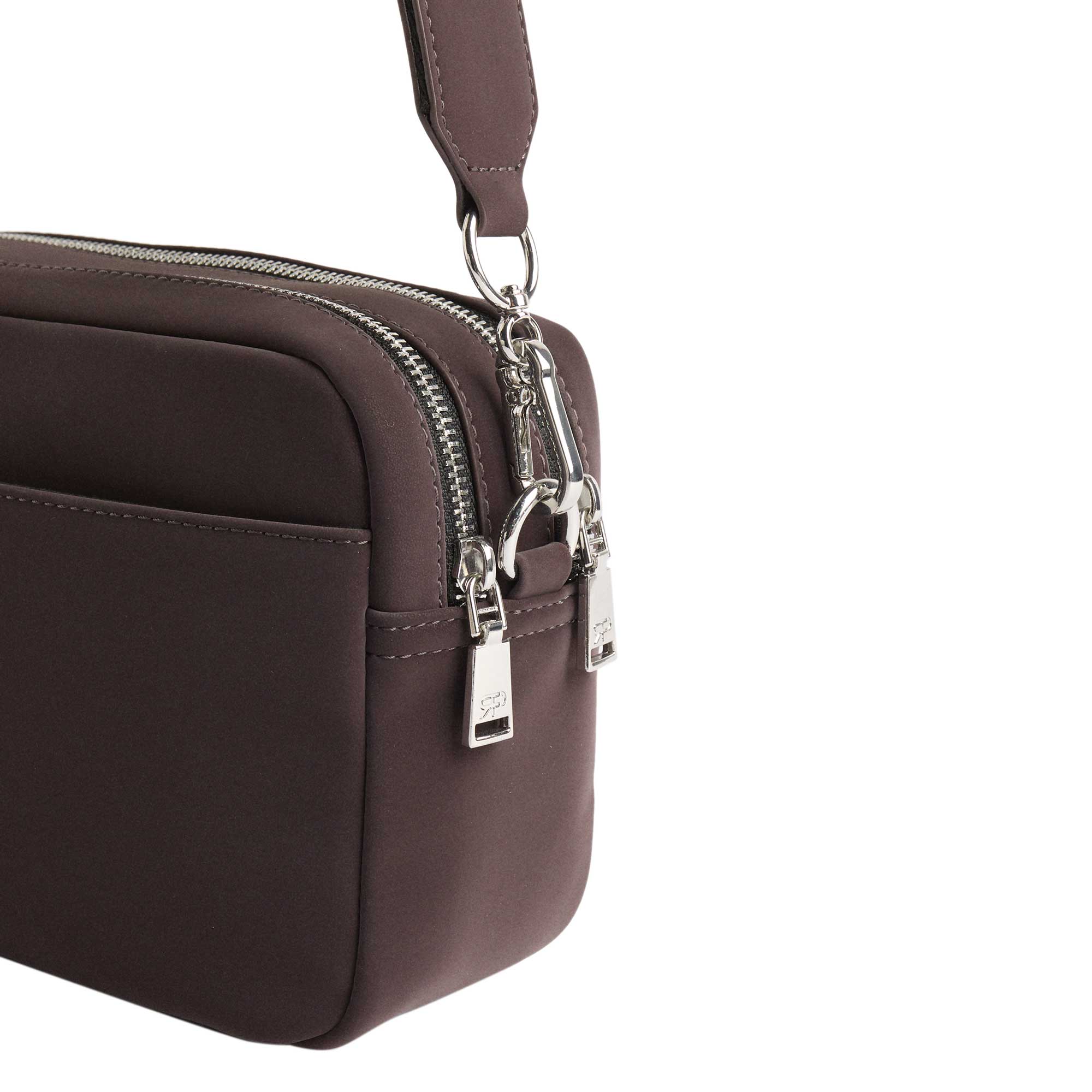 Bolso Bandolera Con Doble Cierre