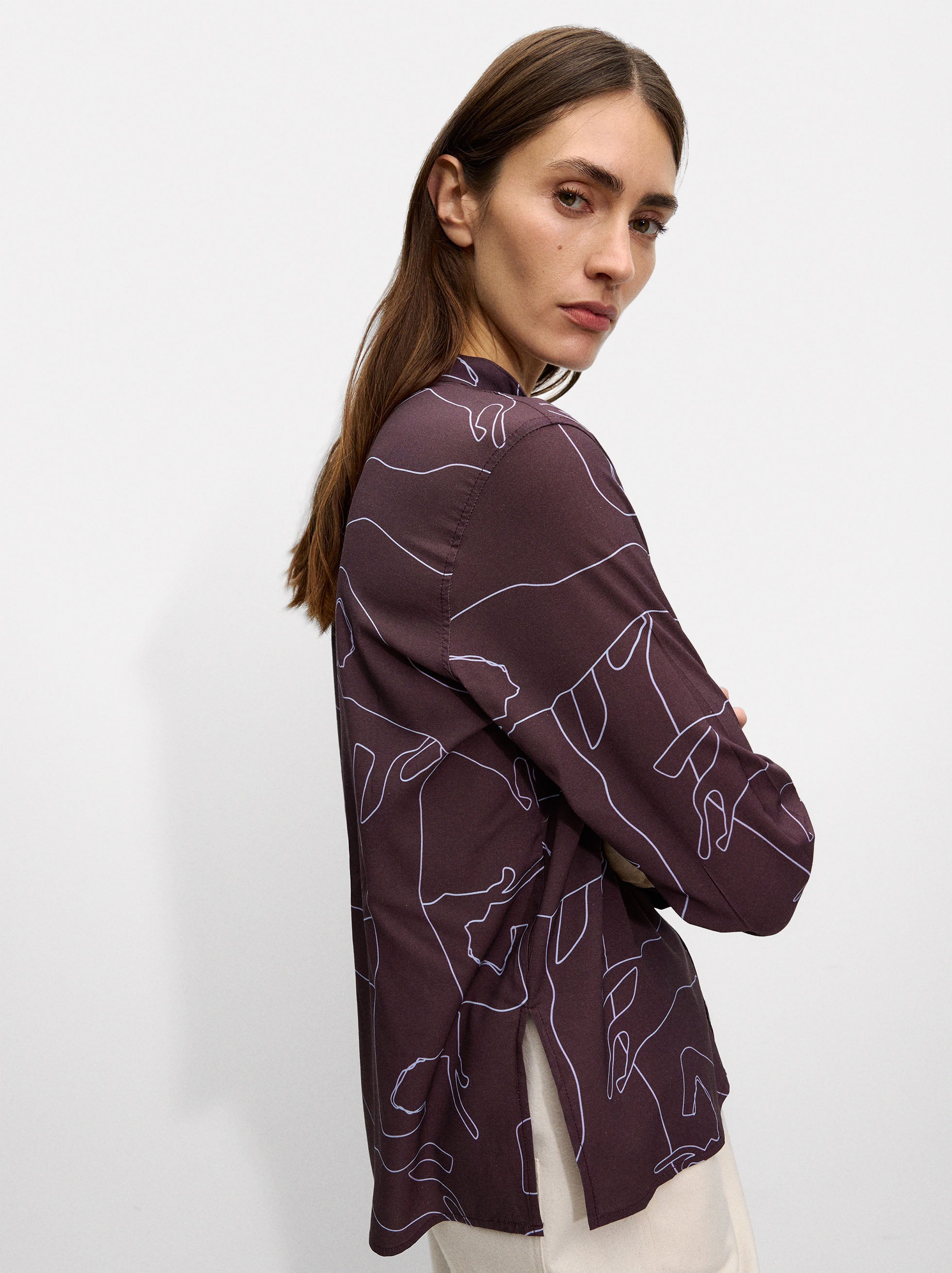 Camisa Estampada Cuello Mao