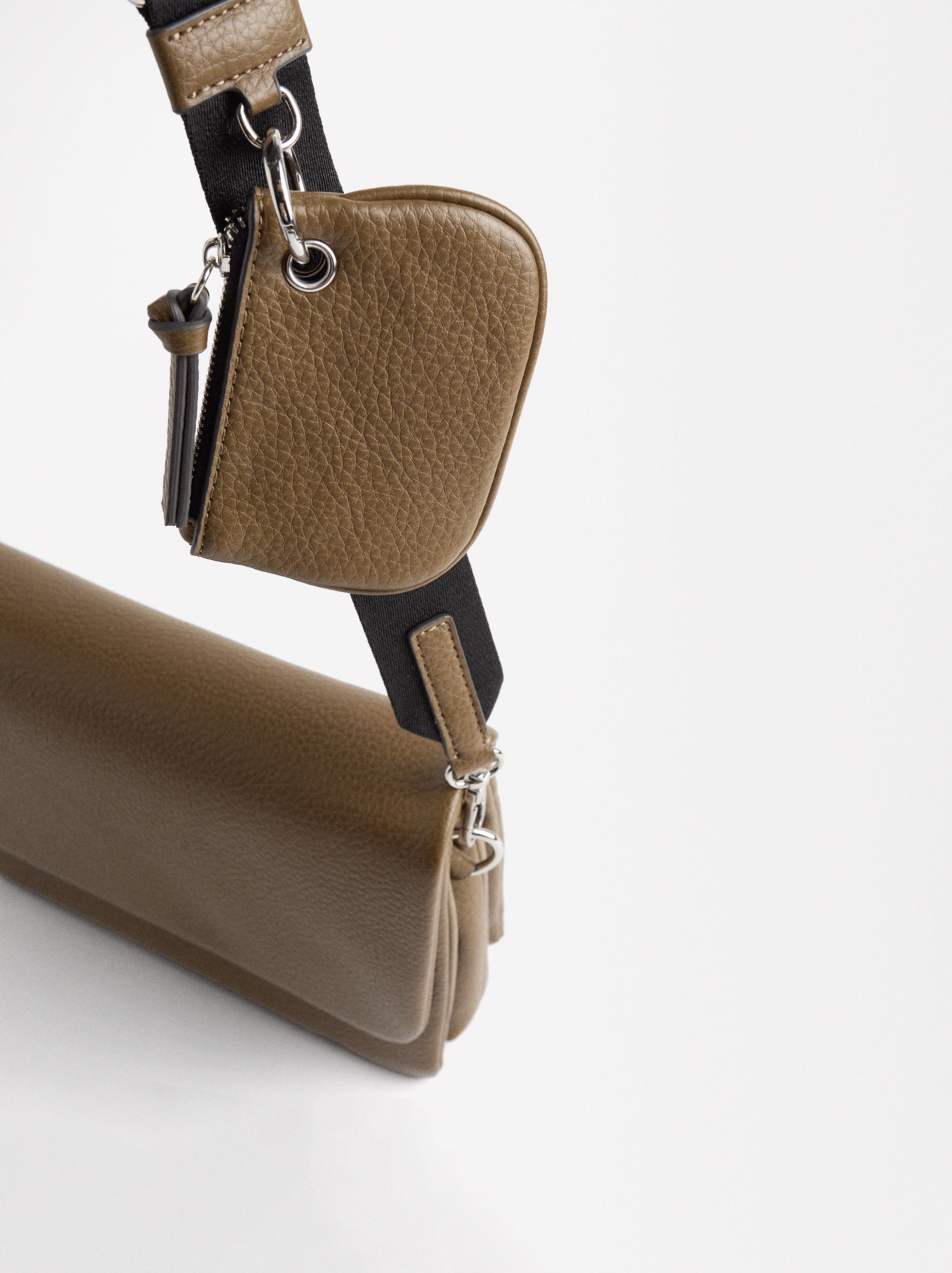 Bolso Bandolera Con Solapa