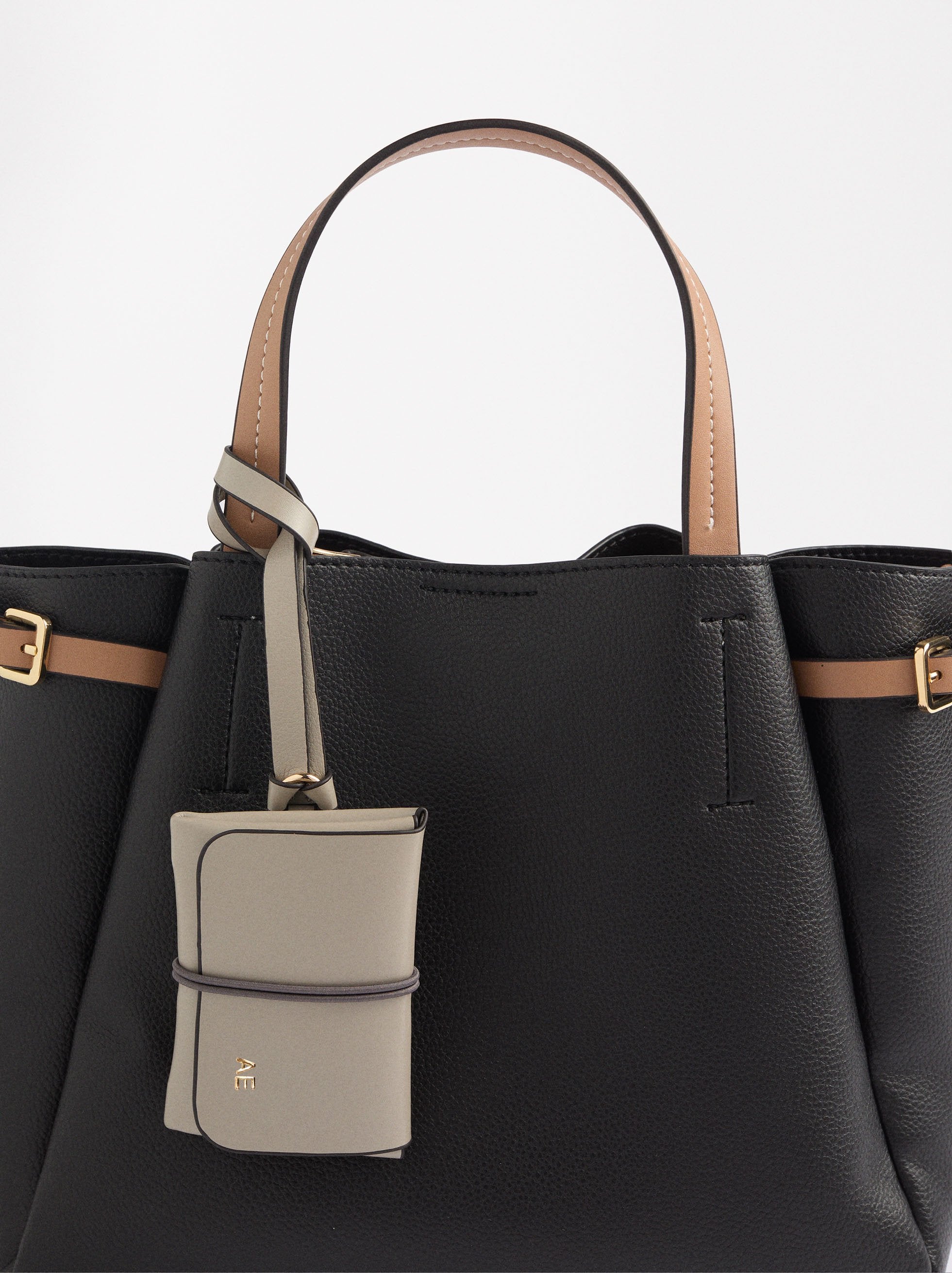 Bolso Tote Con Colgante