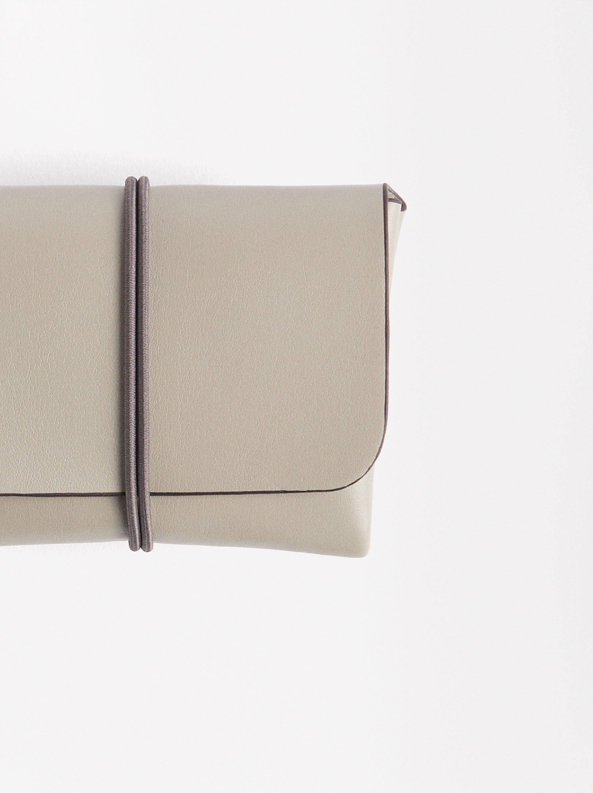 Bolso Tote Con Colgante