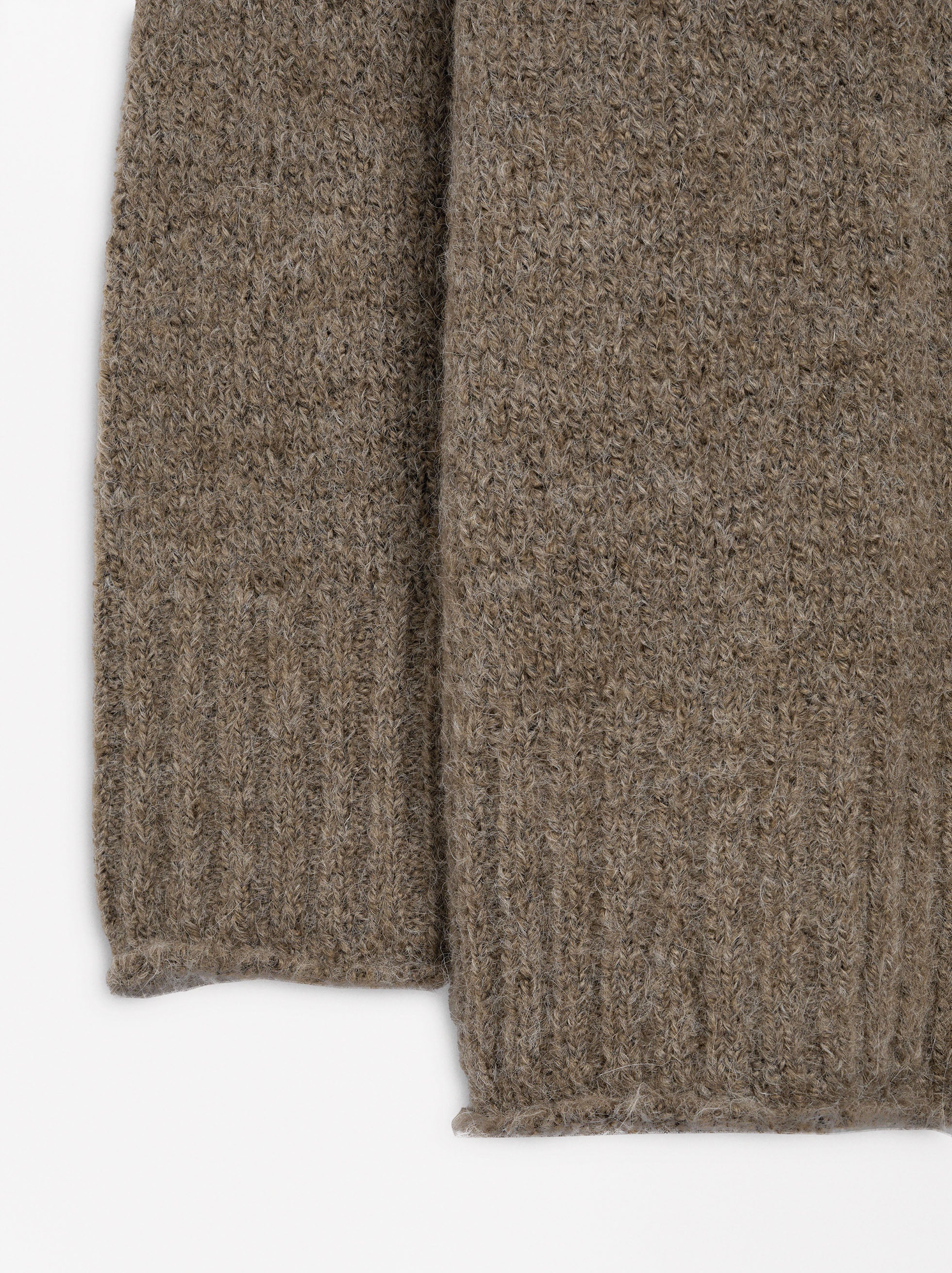 Jersey Con Lana Y Cuello Semi-Alto