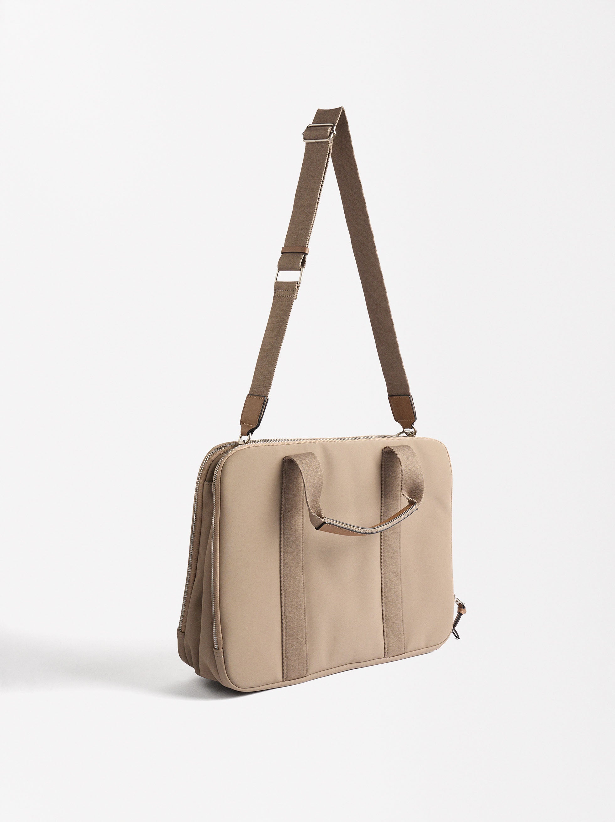 Cartera Efecto Nylon Para Portátil De 13"