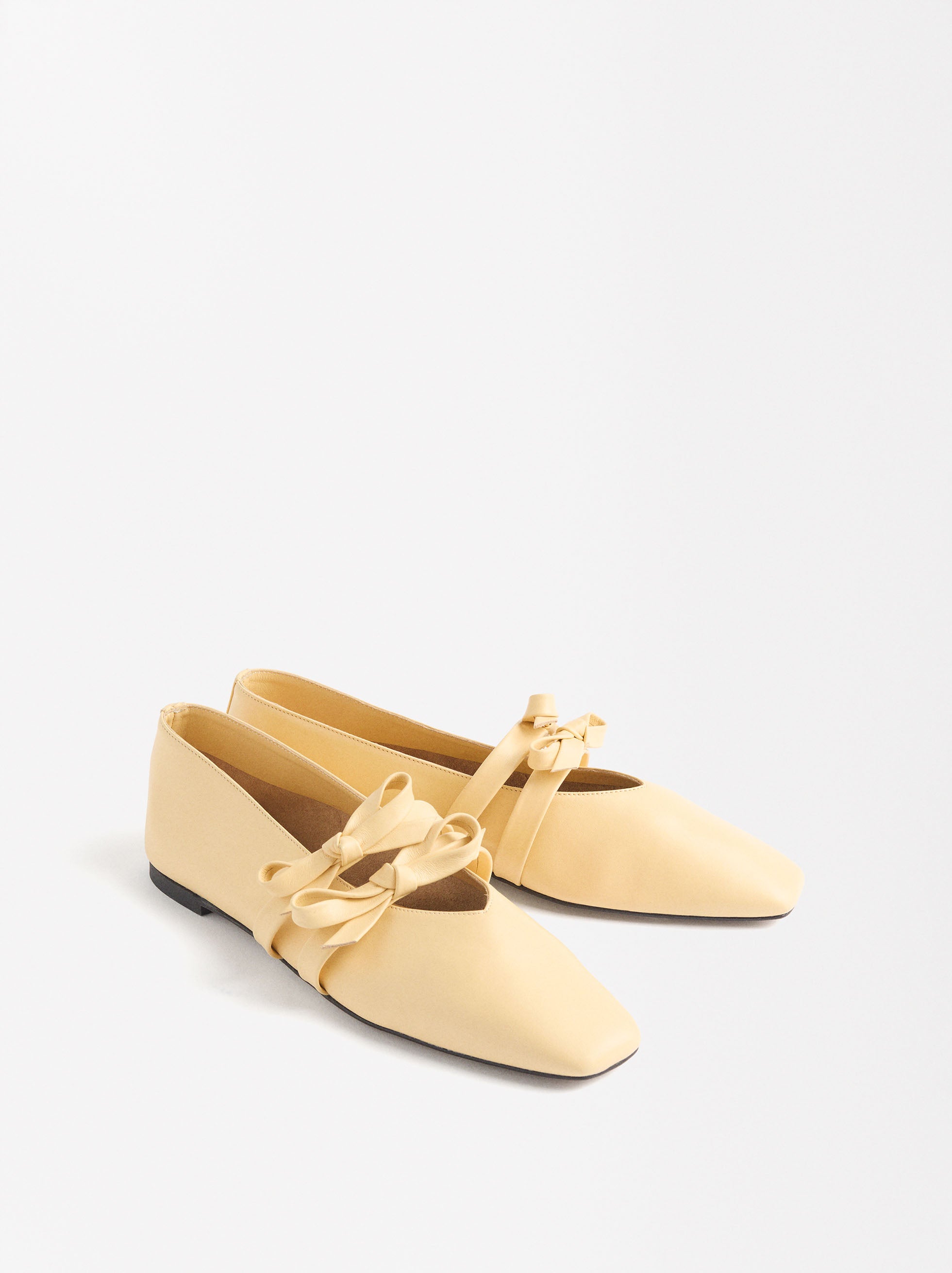 Bailarinas De Piel Con Lazos