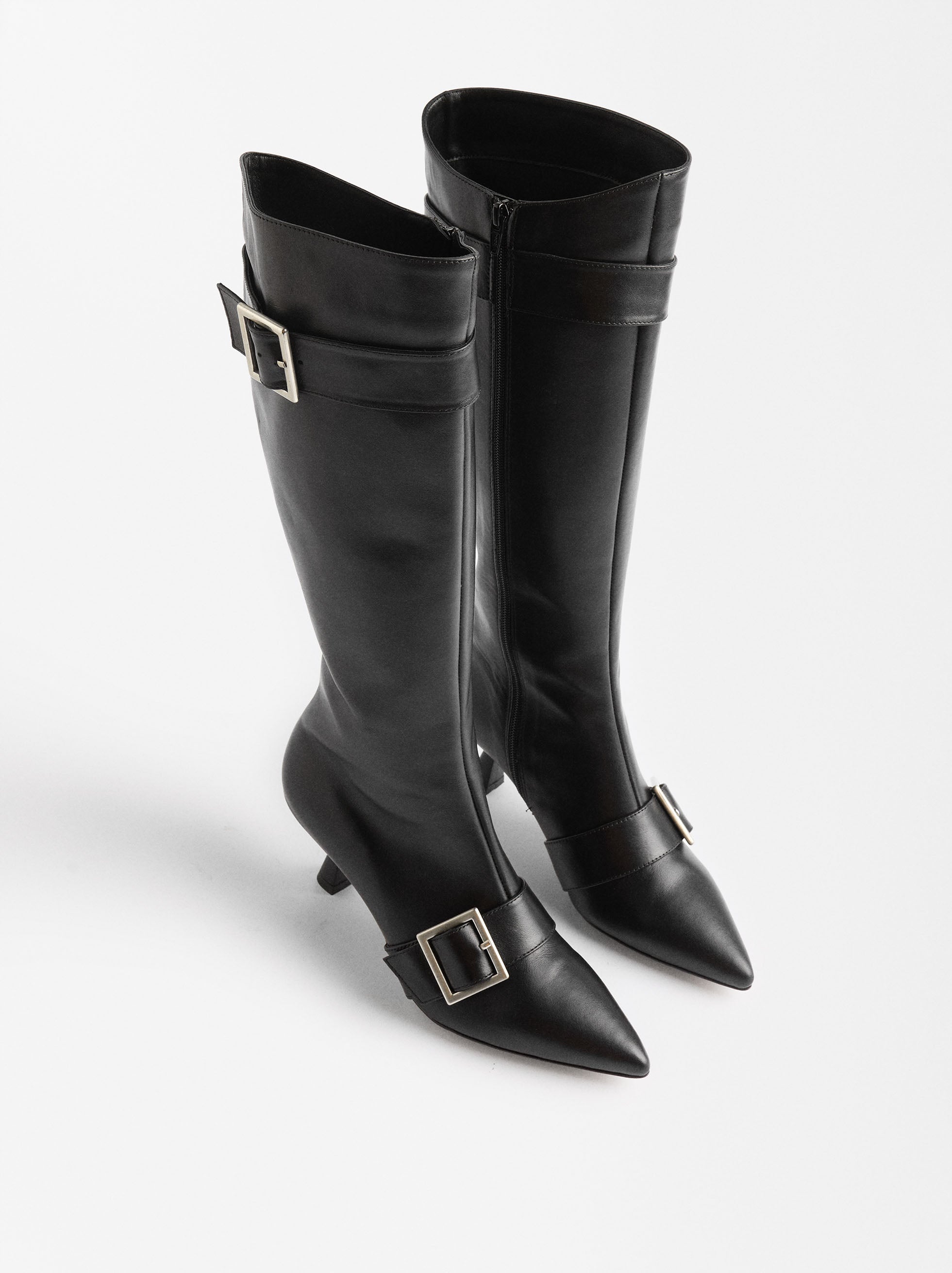 Botas Altas De Cuero Con Hebillas
