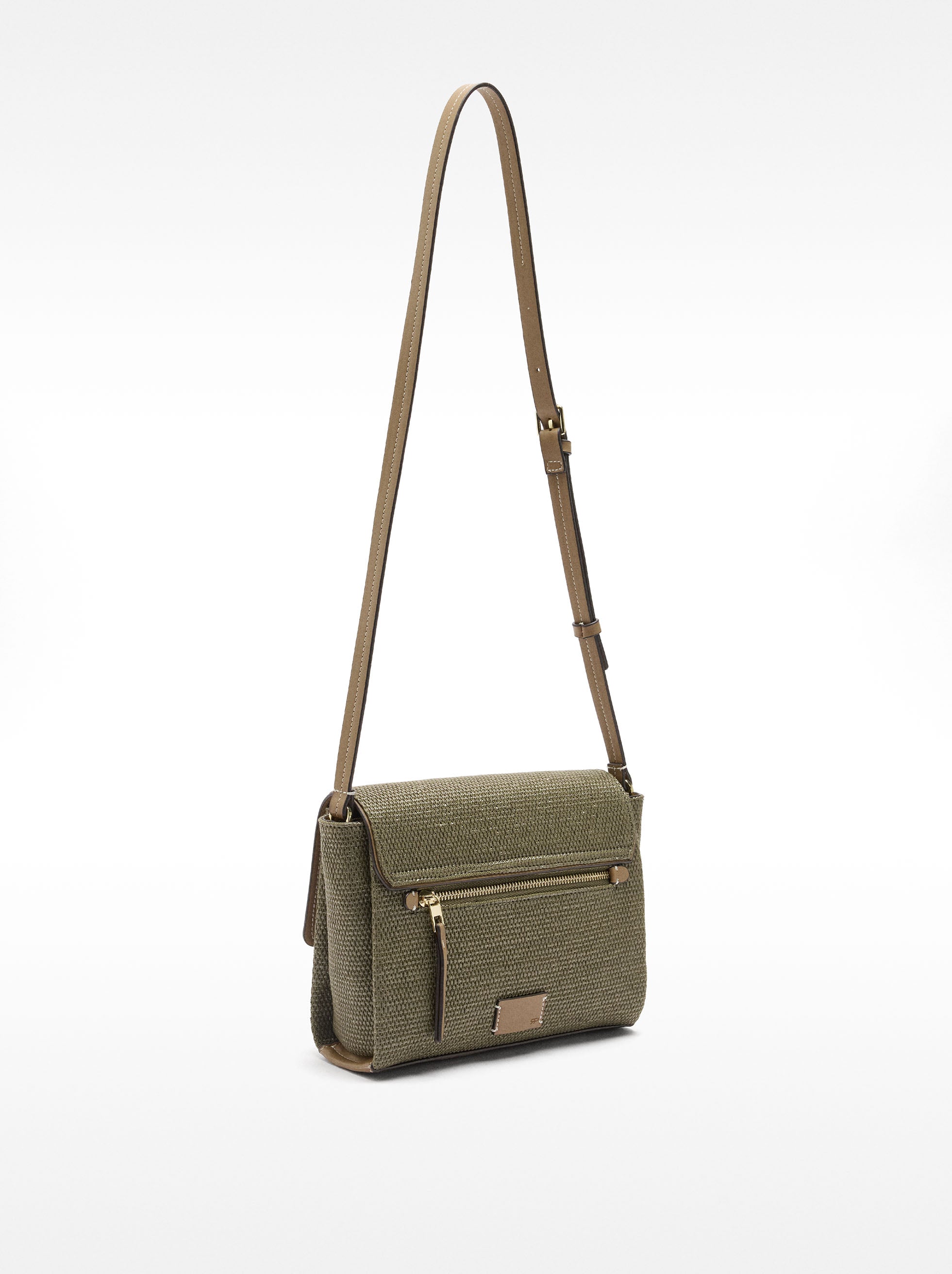 Cartera Bandolera Efecto Rafia Con Cierre De Solapa