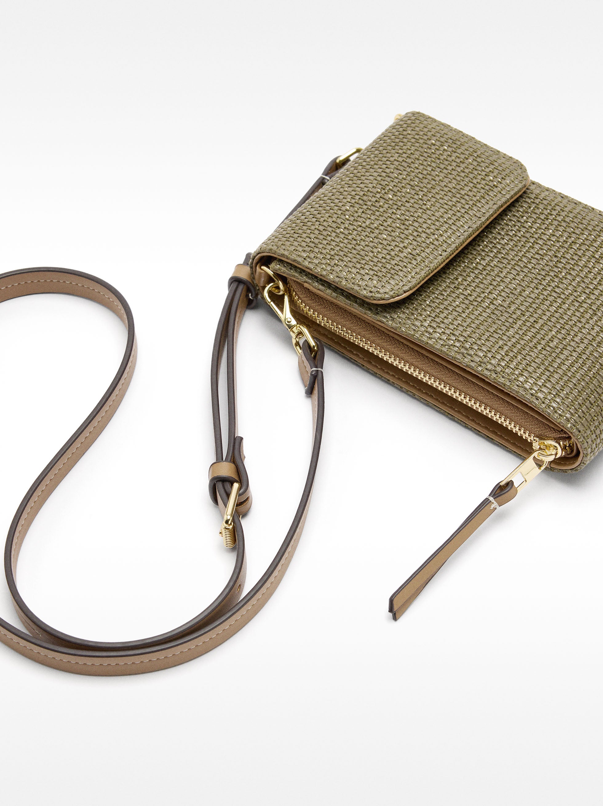 Cartera Para Móvil Efecto Rafia