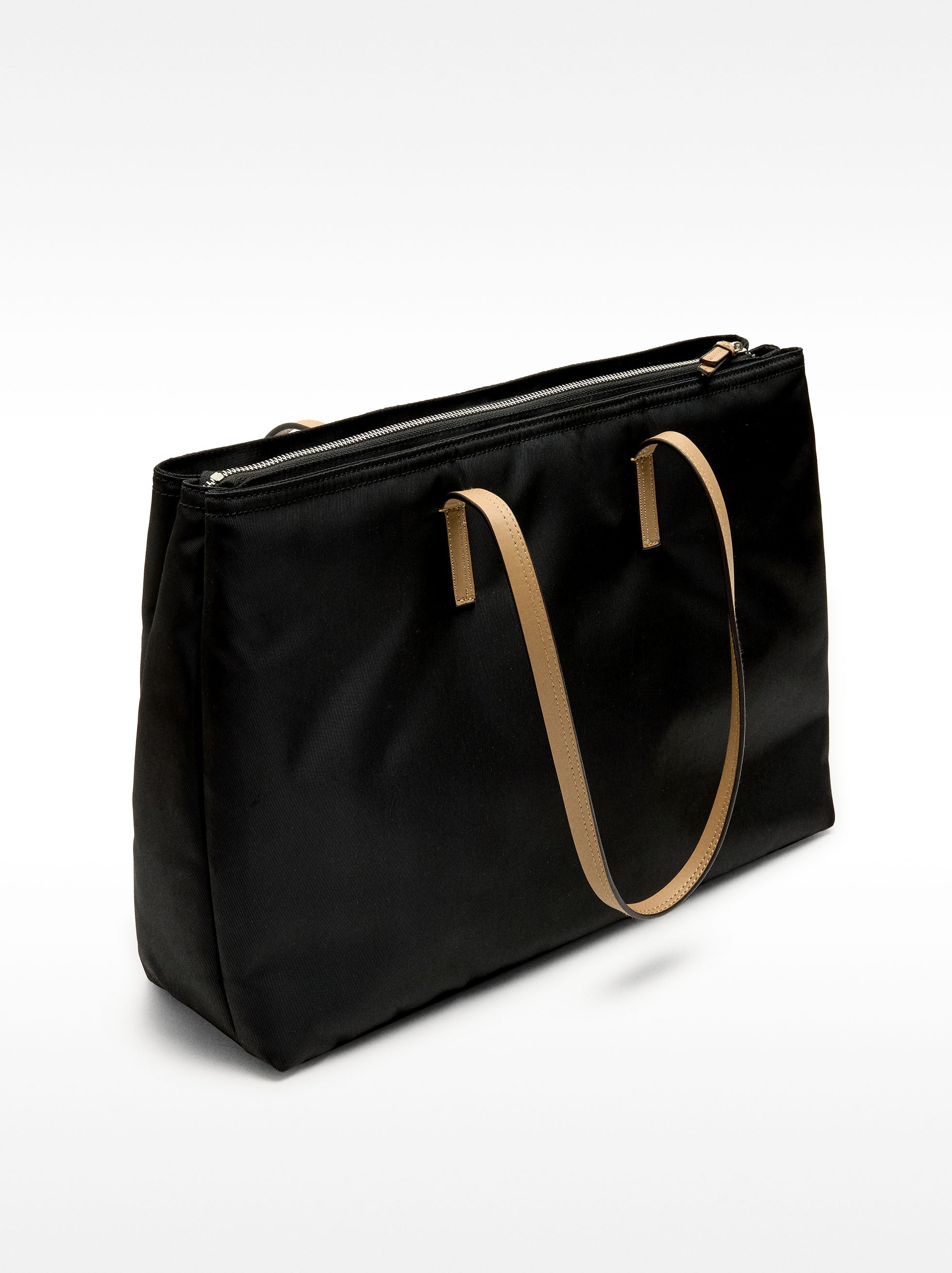 Bolso Efecto Nylon Para Portátil De 13"