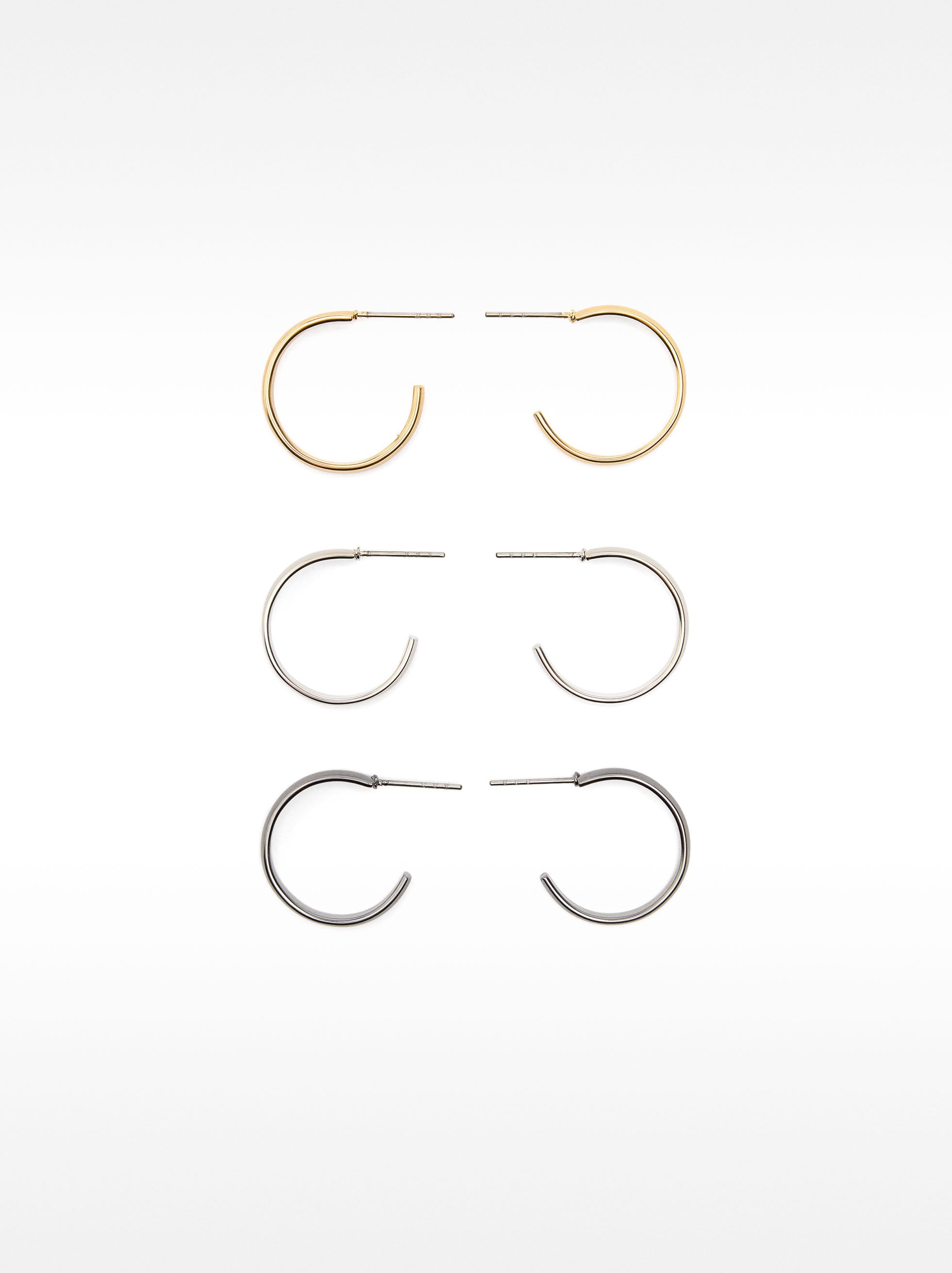 Set De Aretes Pequeñas Básicas