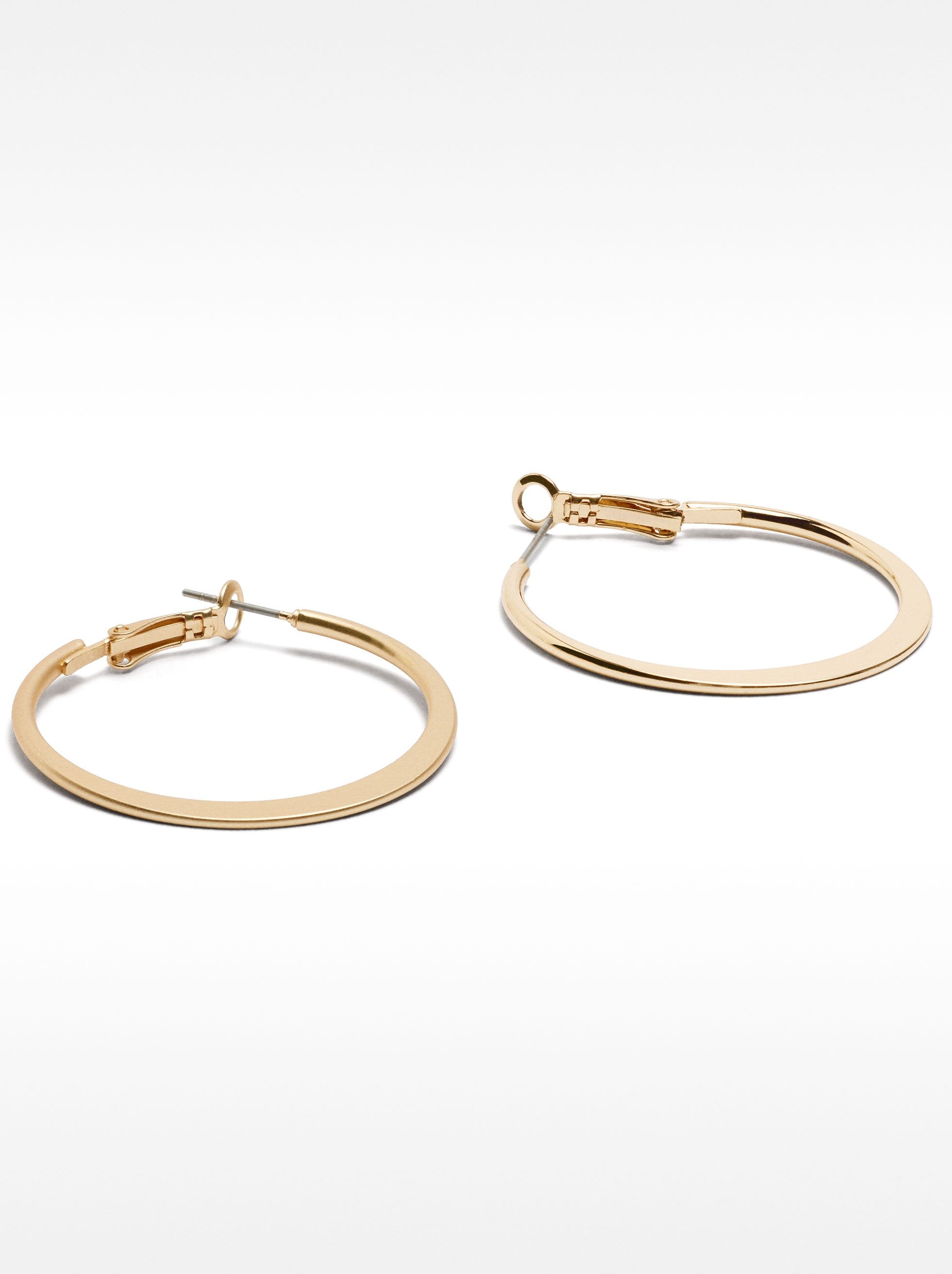 Conjunto De Aretes Dorados
