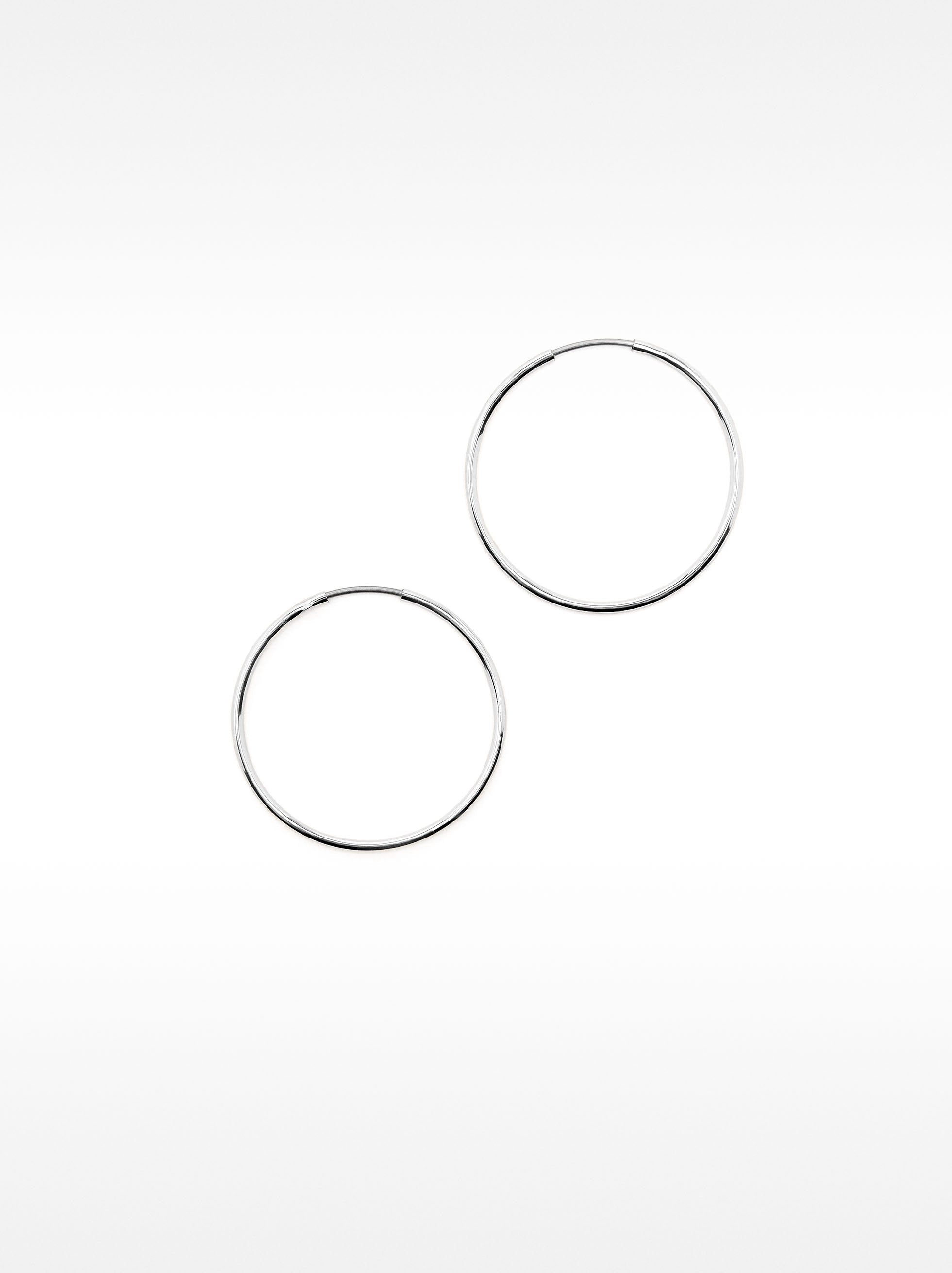 Aretes De Aro Cortos Plateados