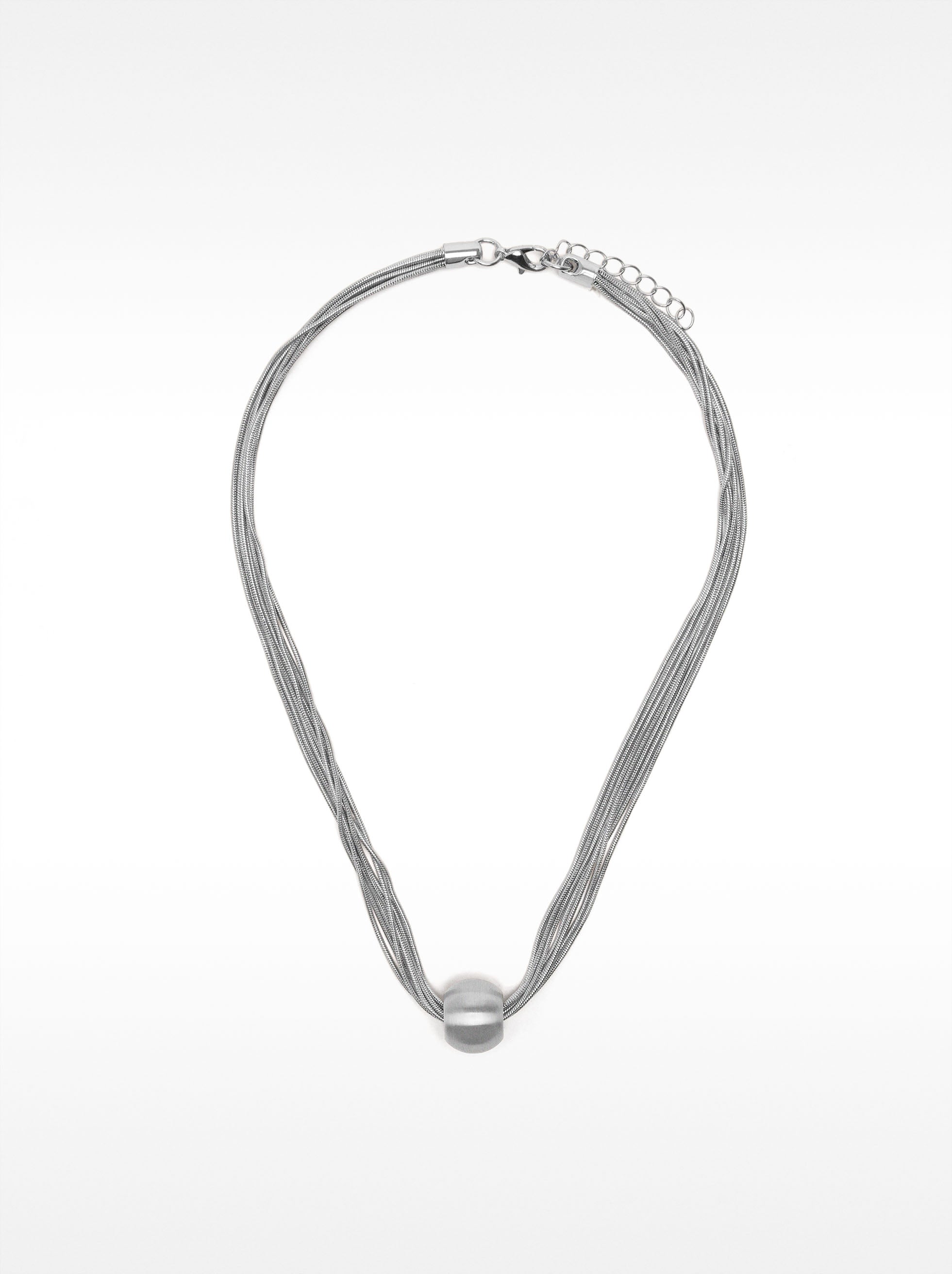 Collar Corto Plateado