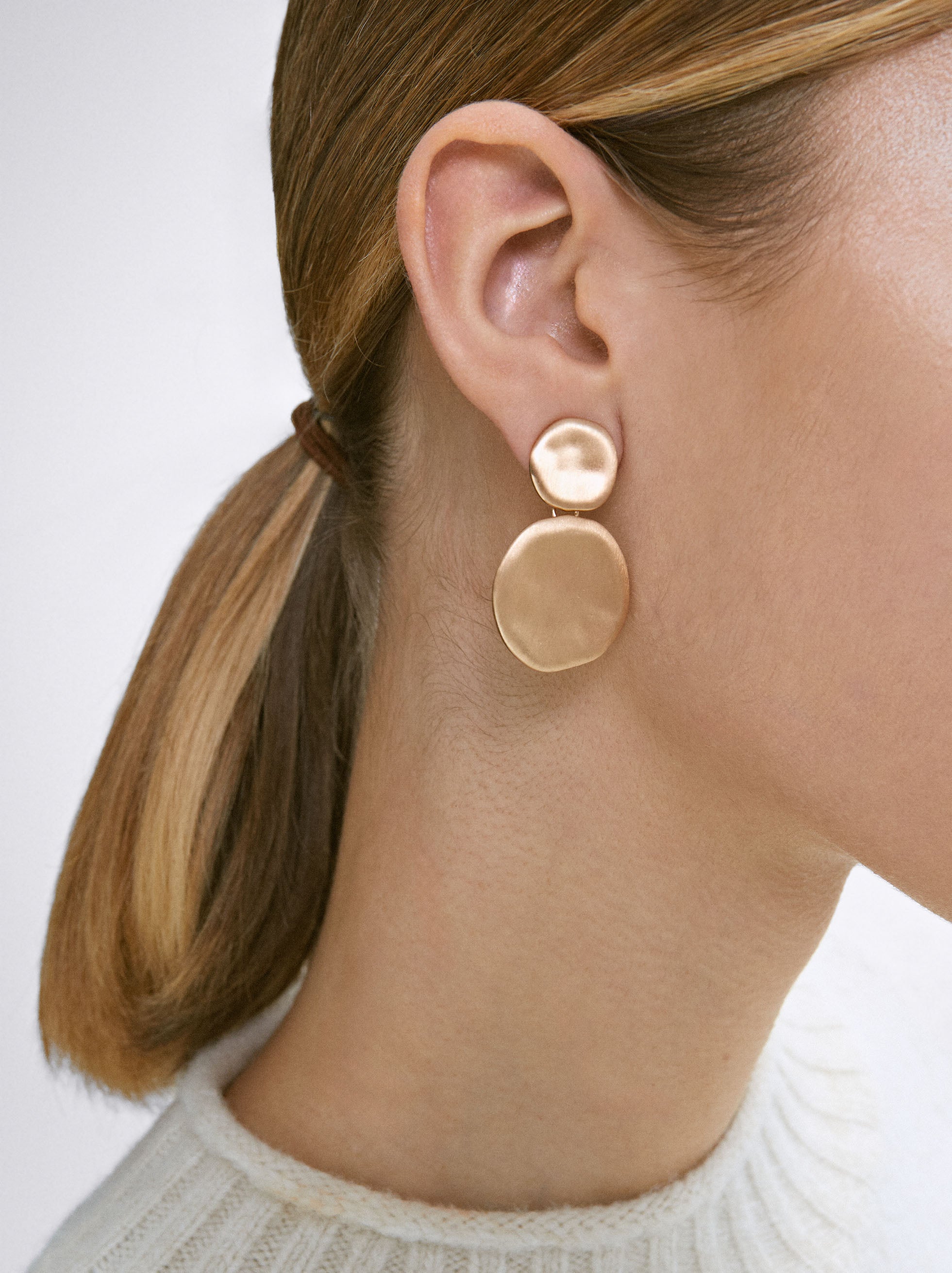 Aretes Con Efecto Mate