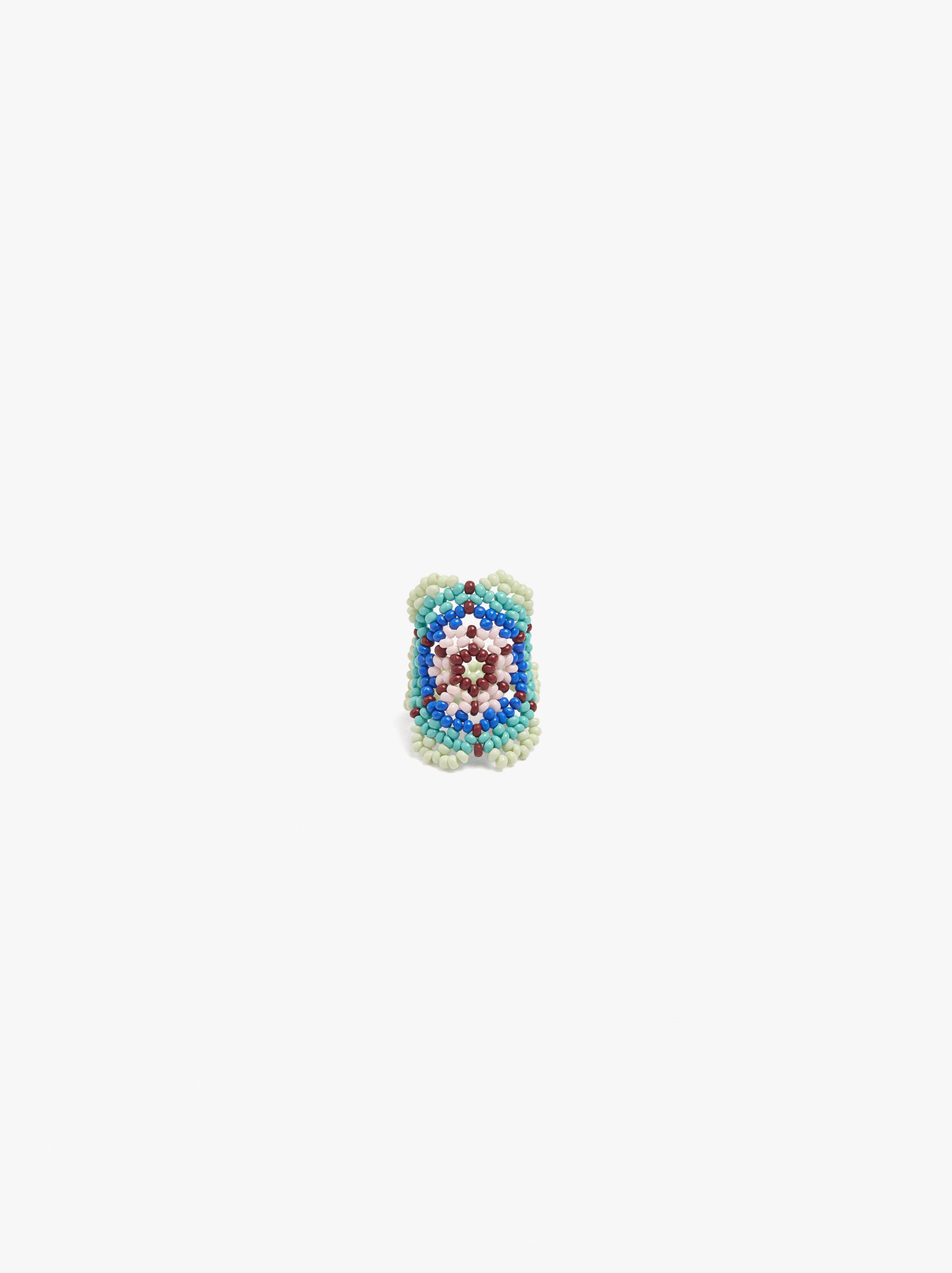 Anillo Con Flor De Abalorios