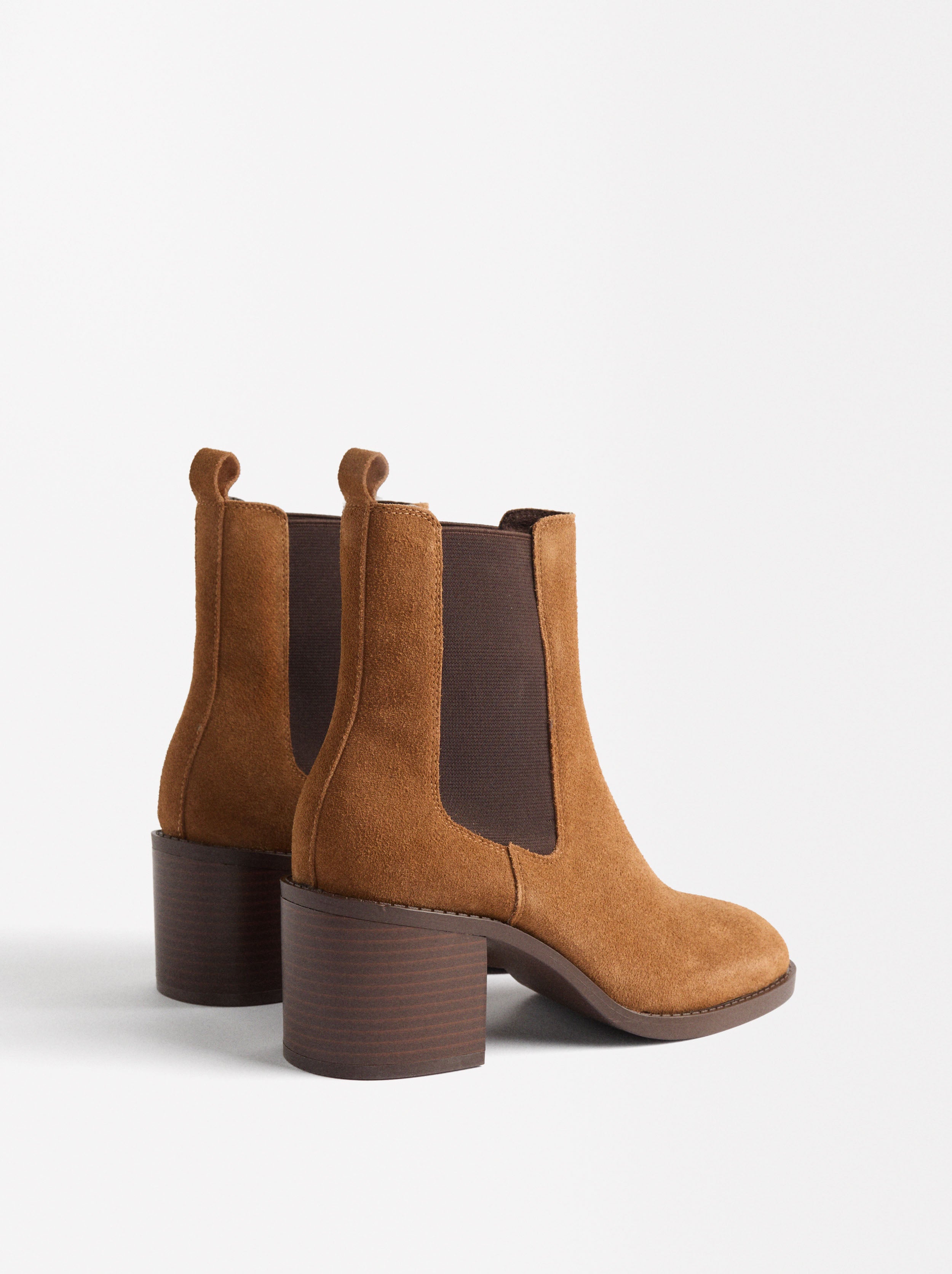 Botines De Cuero Con Tacón