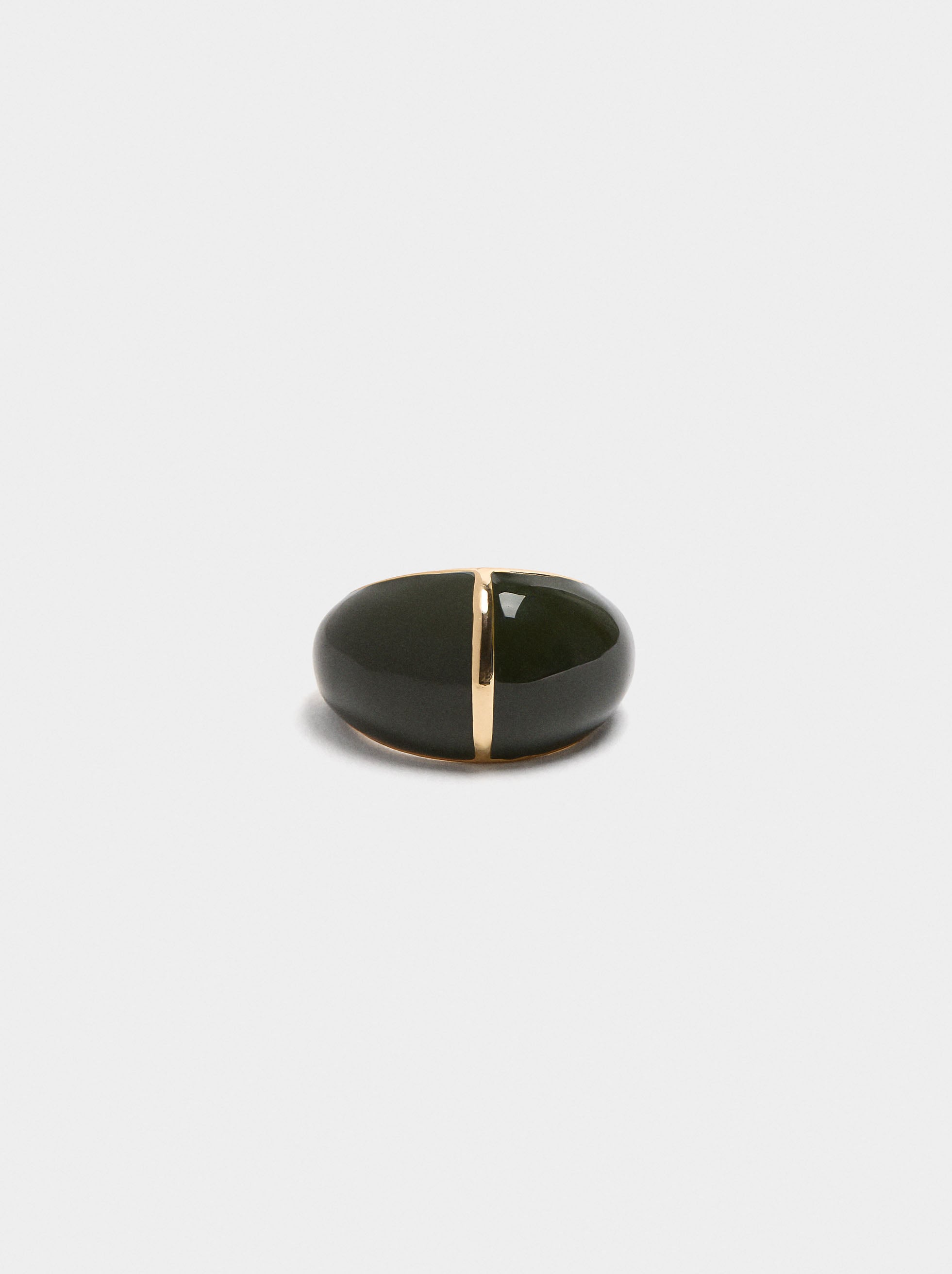 Anillo Redondeado Con Esmalte