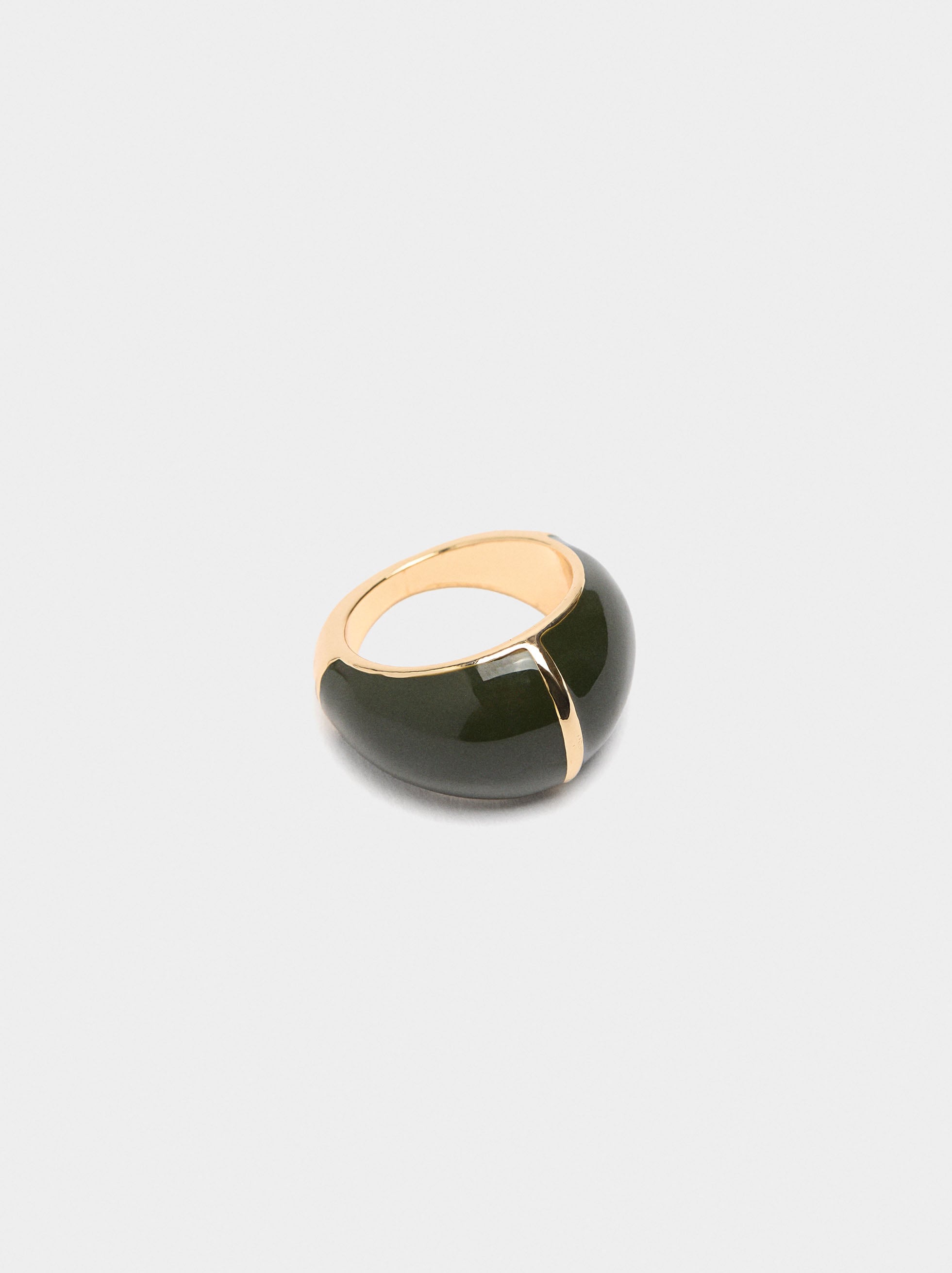 Anillo Redondeado Con Esmalte