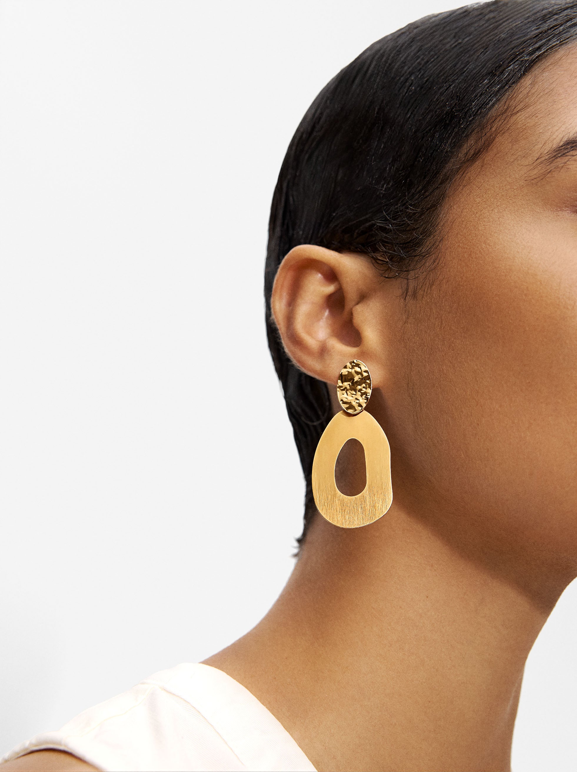 Aretes Largos Dorados