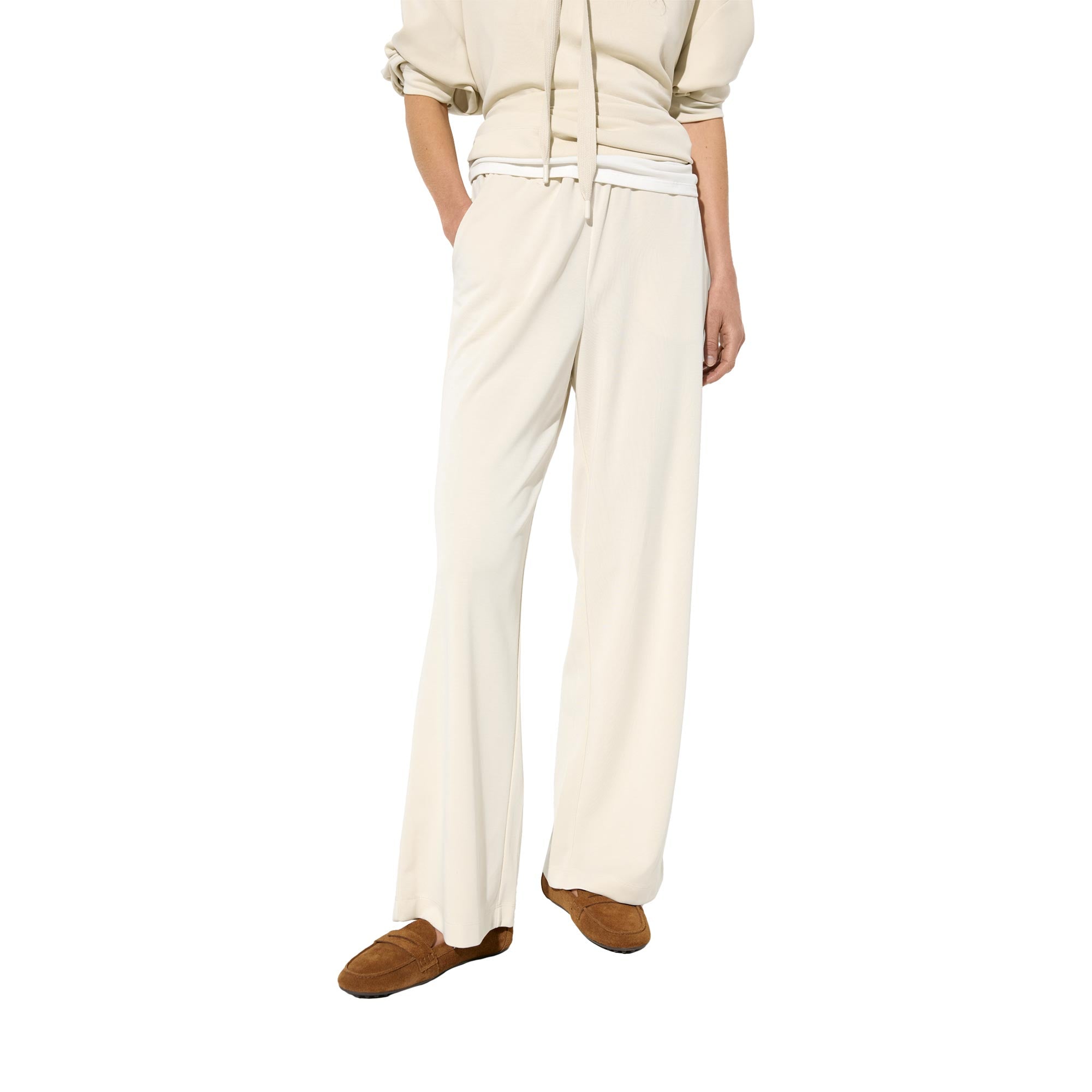 Pantalón Fluido Con Cintura Elástica