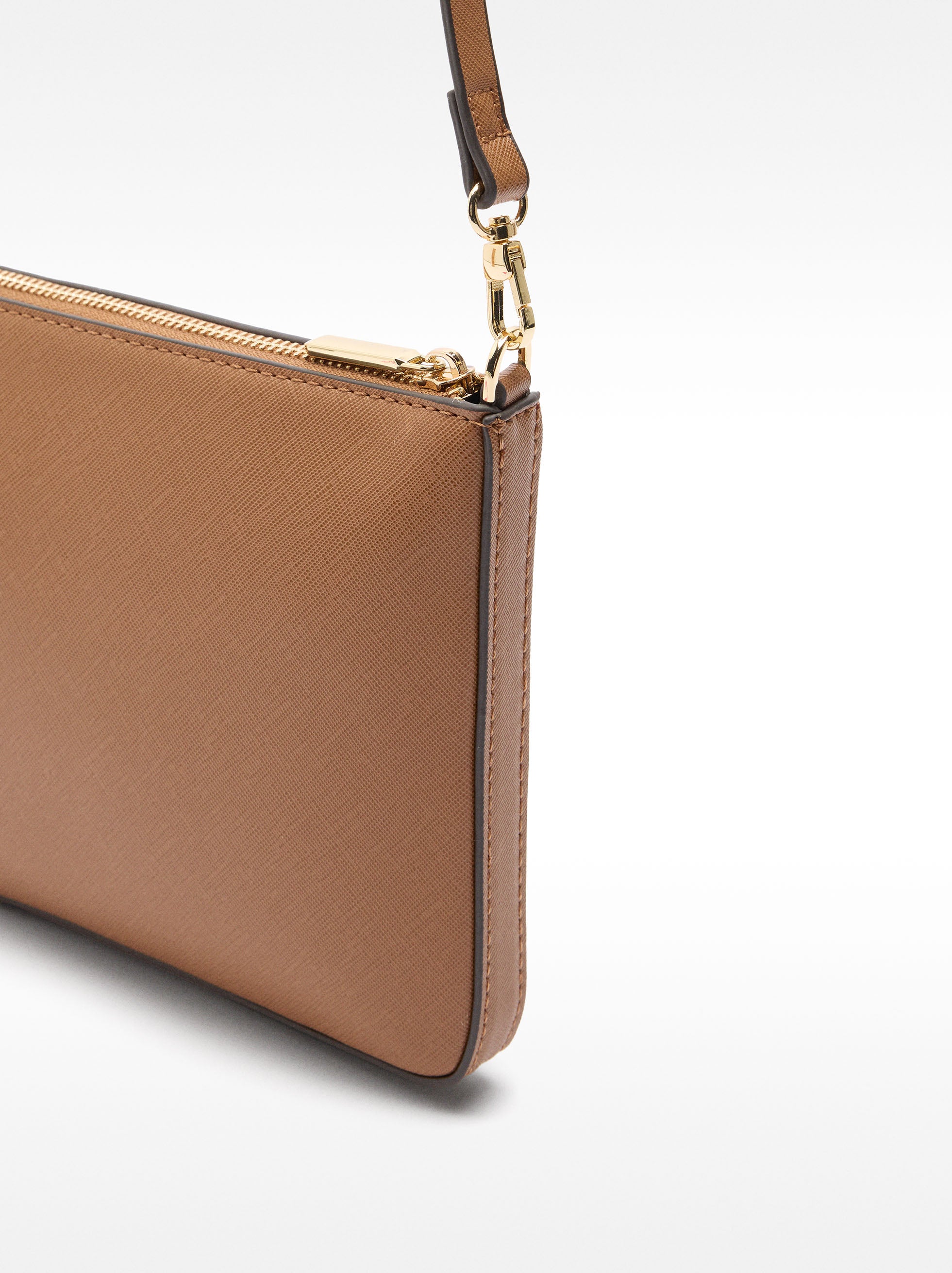 Cartera Bandolera Con Textura