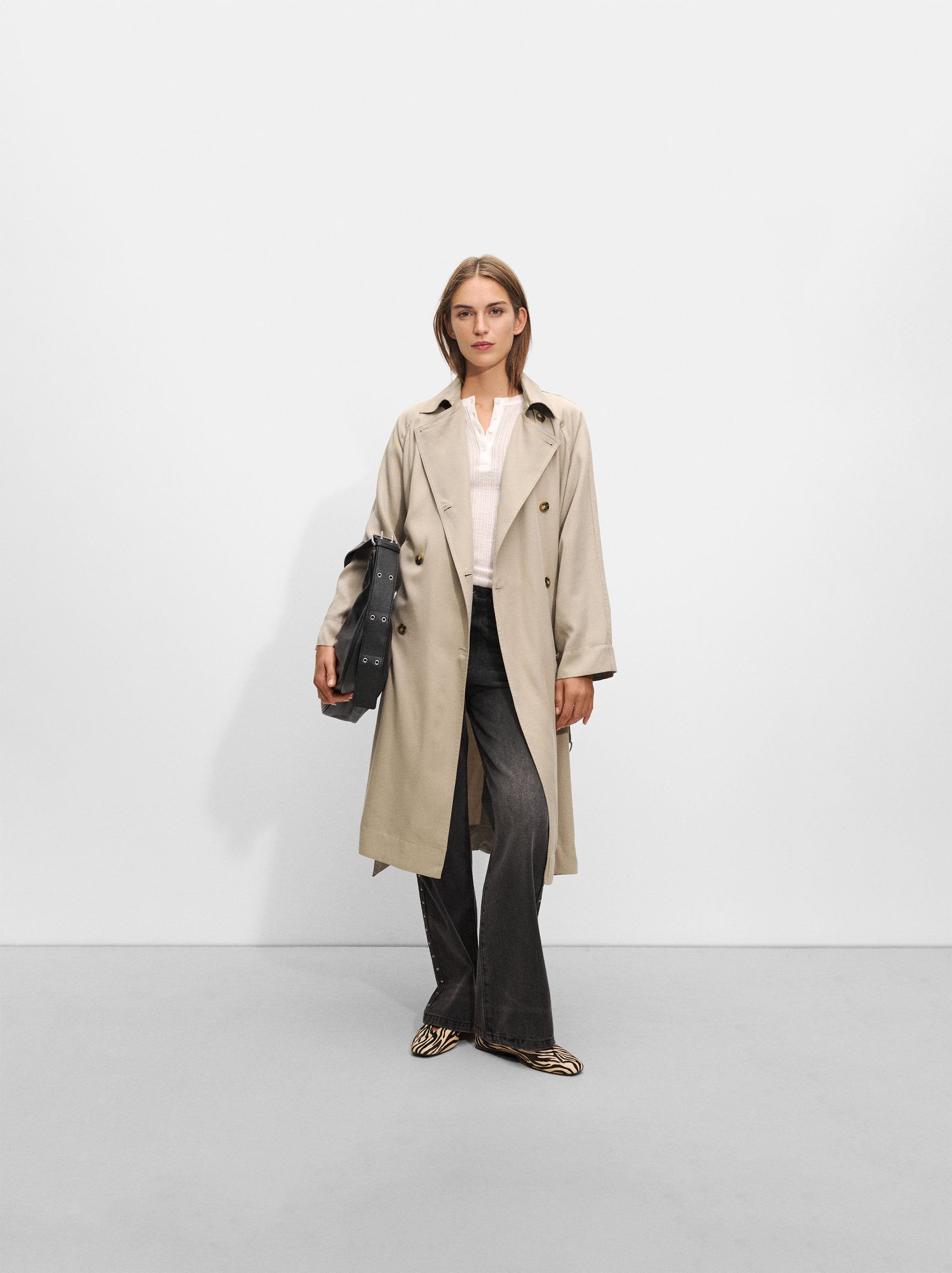 Gabardina Larga Con Bolsillos