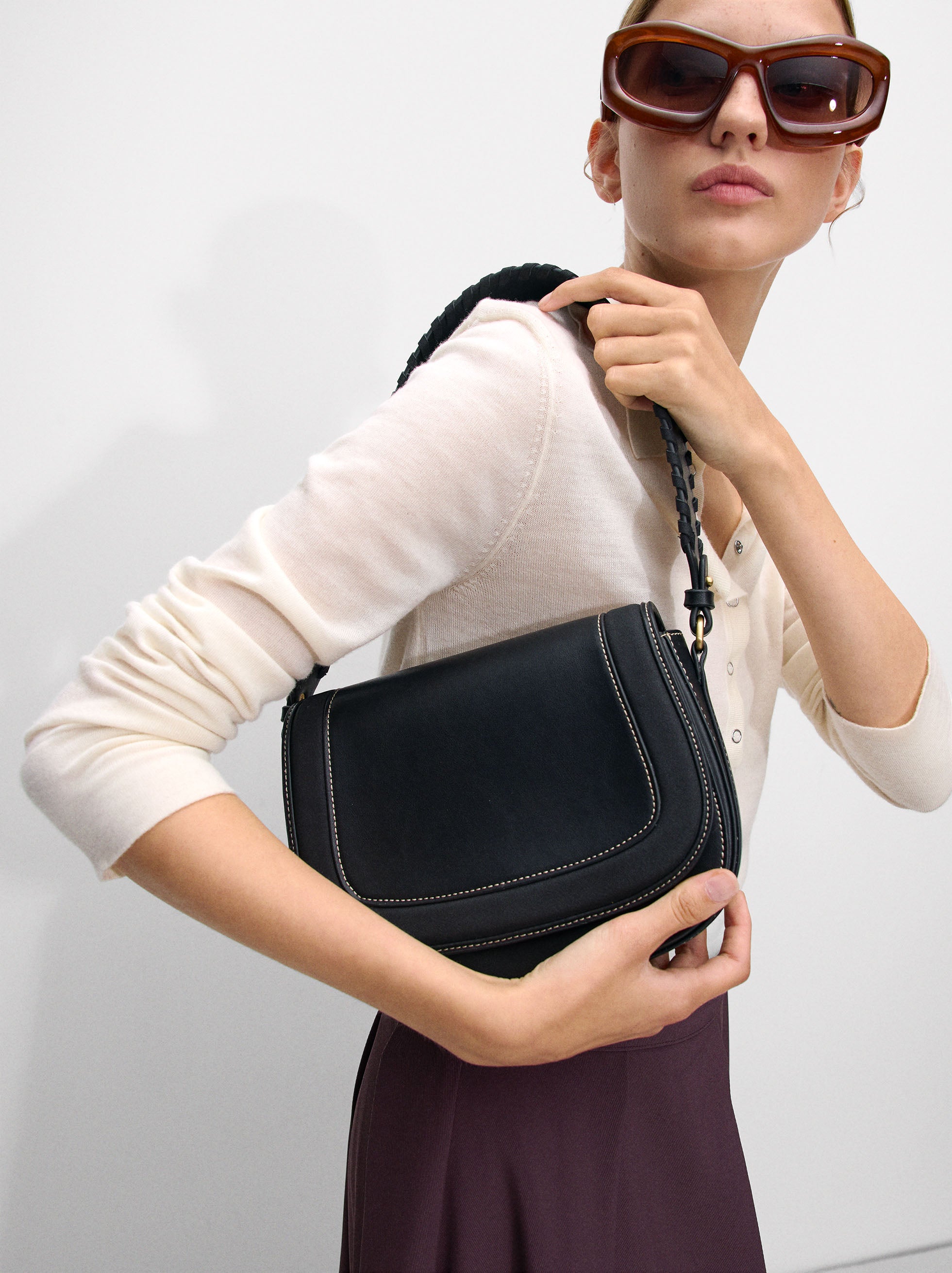 Bolso De Hombro Con Asa Trenzada
