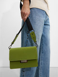 Bolso Bandolera Con Solapa
