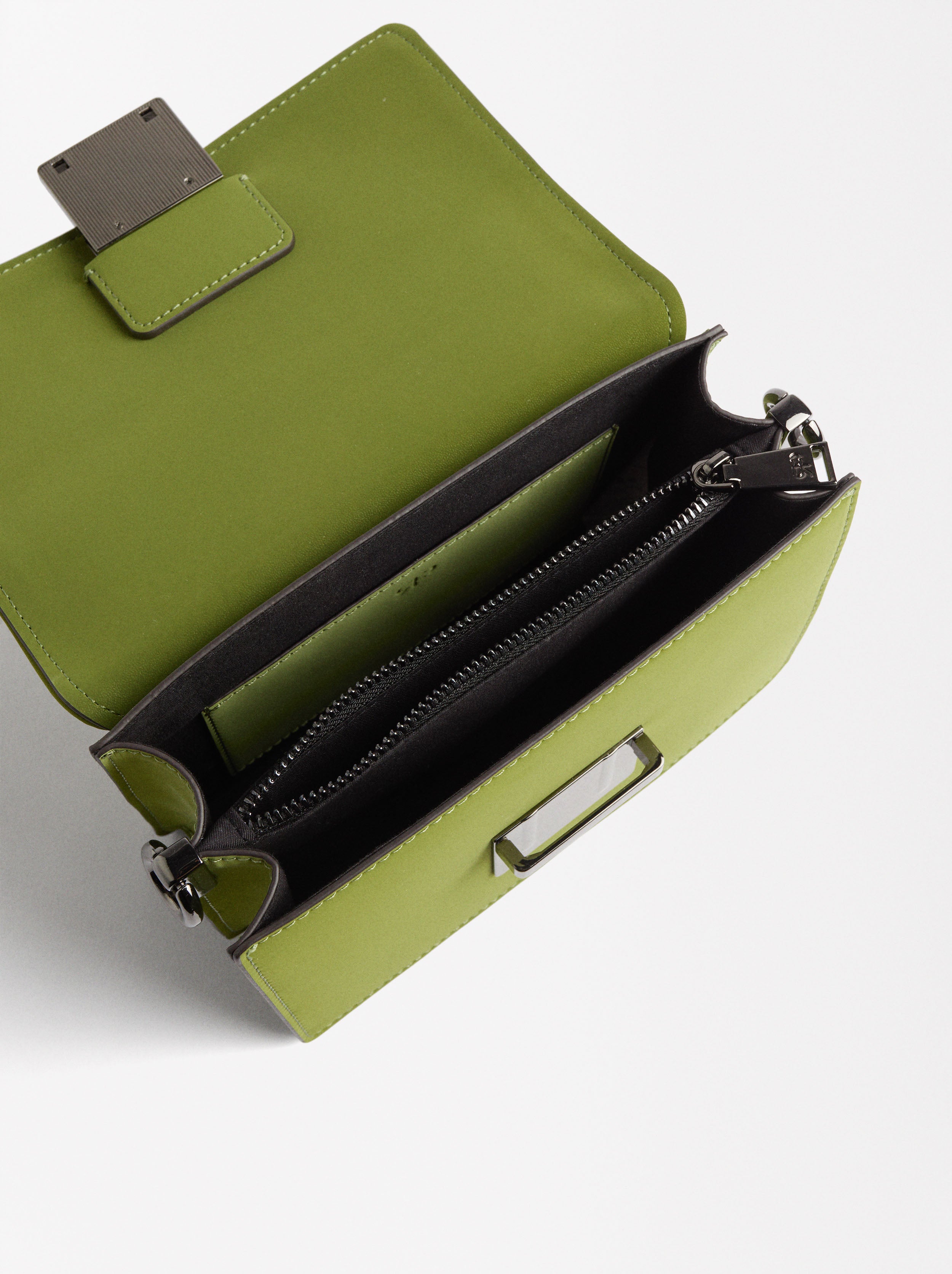 Bolso Bandolera Con Solapa