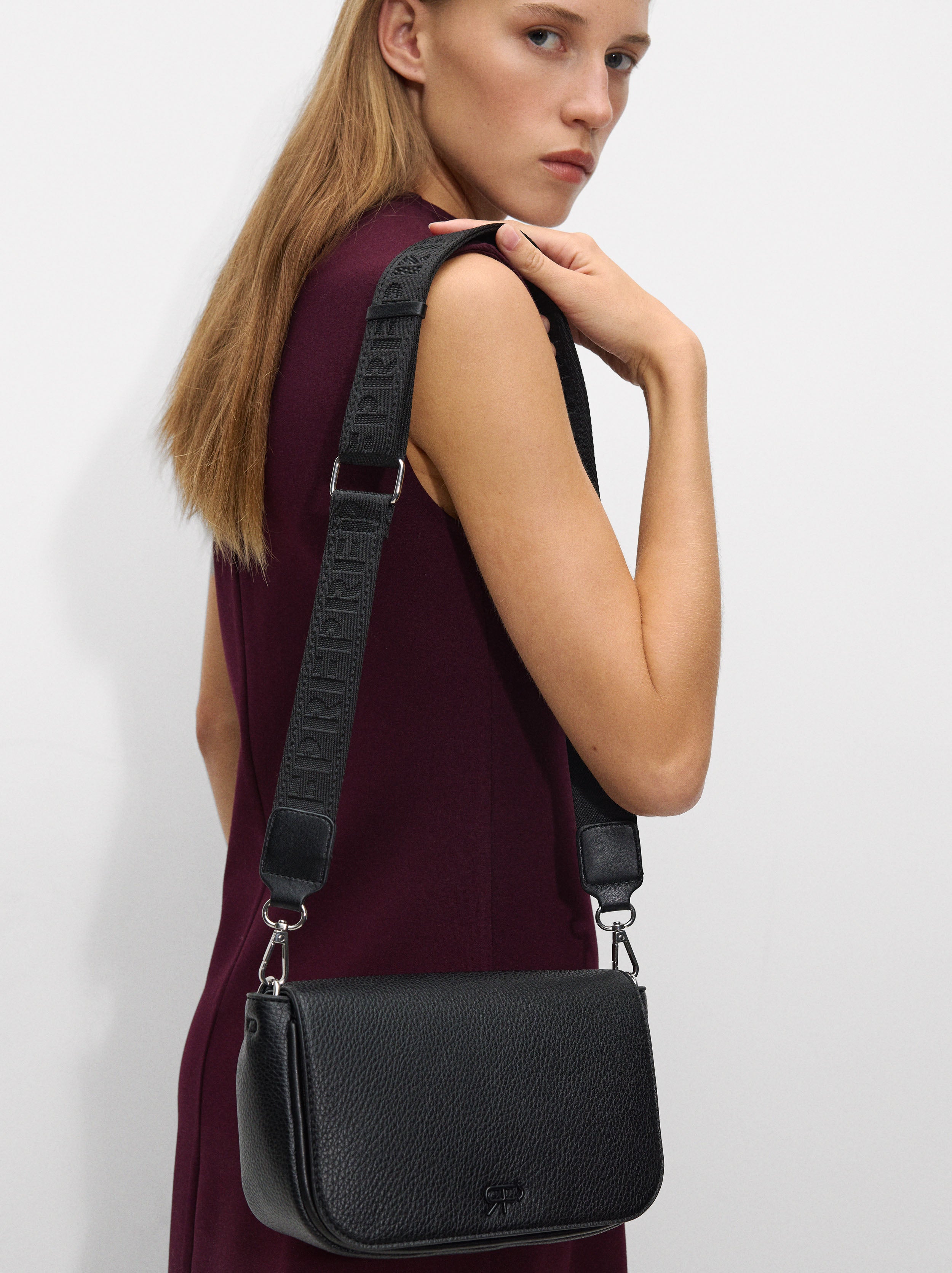 Bolso Bandolera Con Solapa