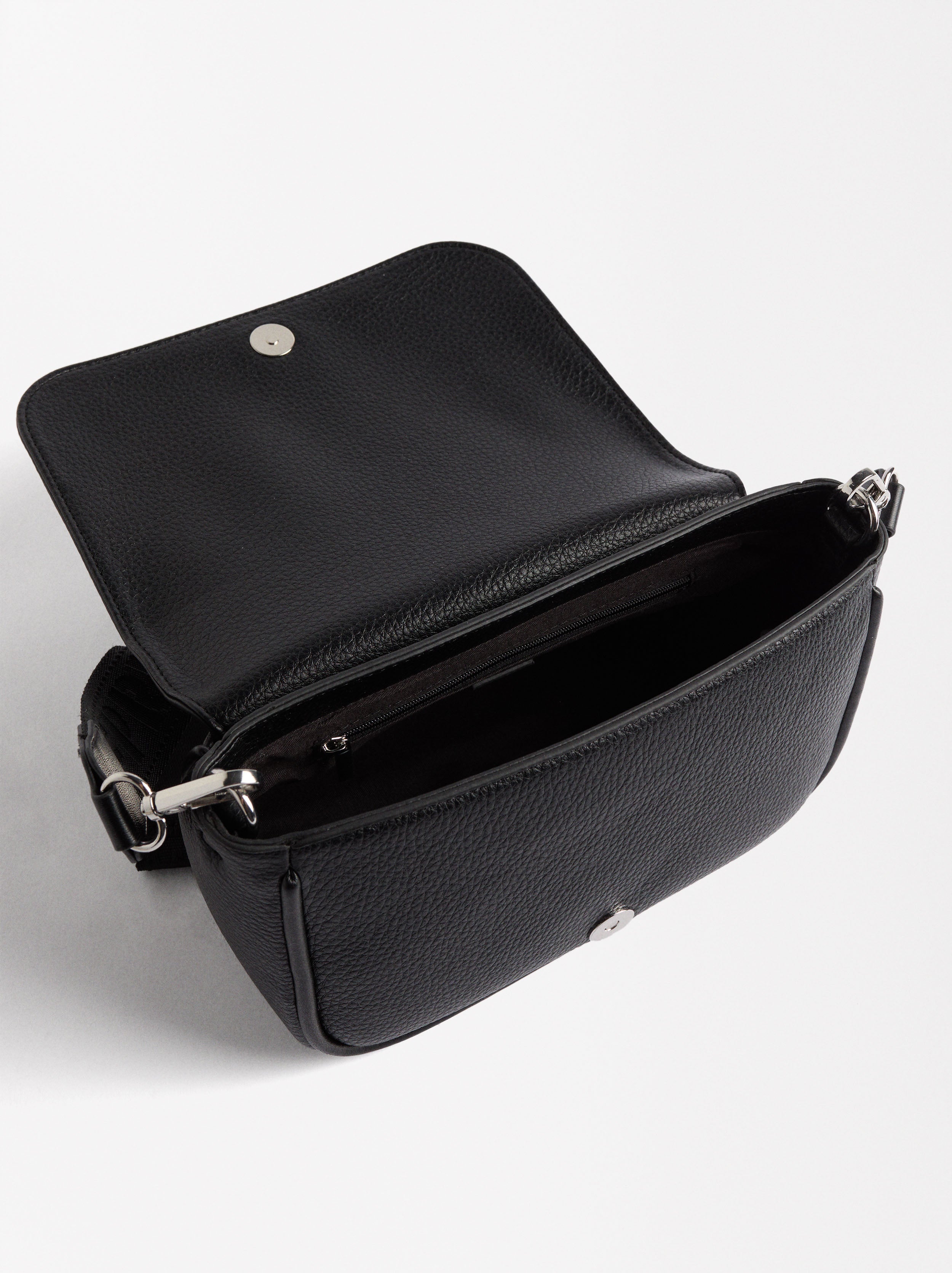 Bolso Bandolera Con Solapa