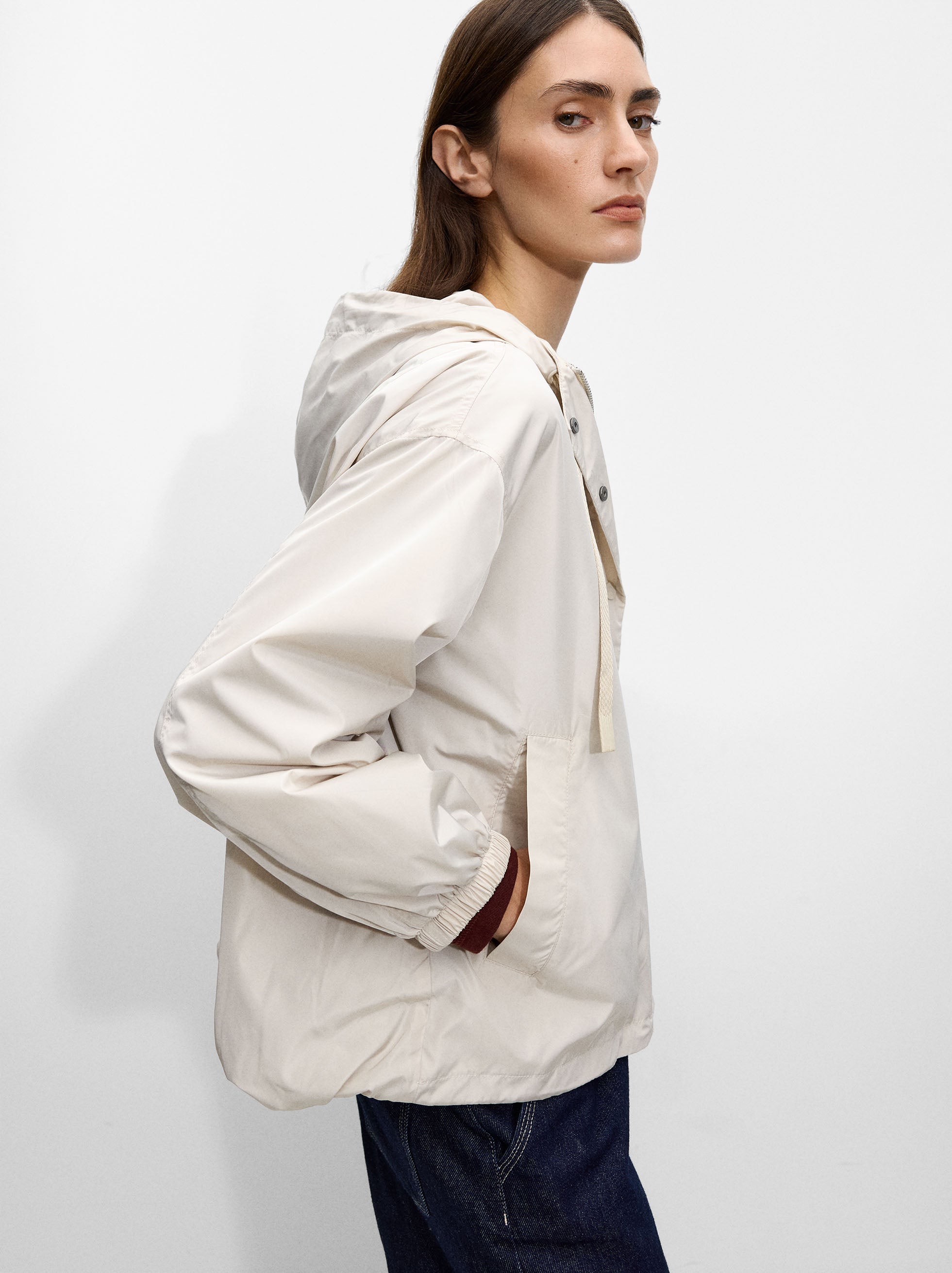 Impermeable Con Capucha