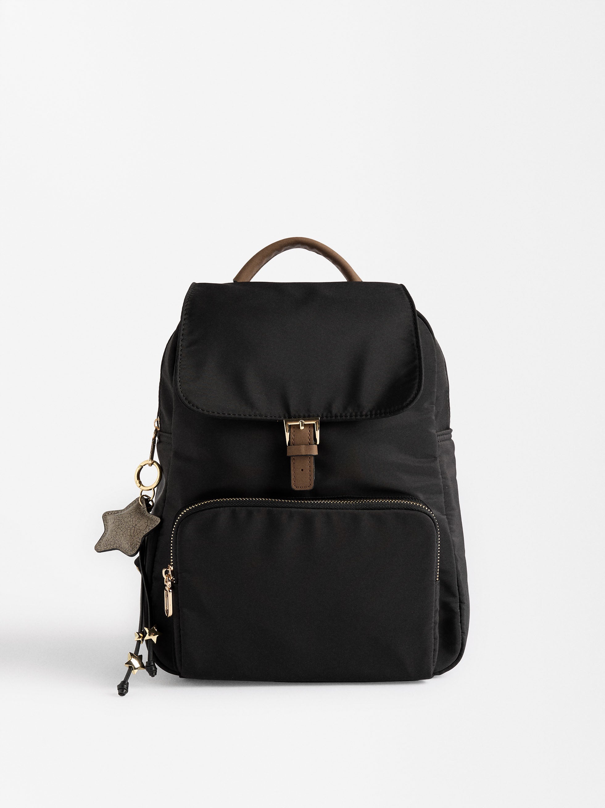 Mochila De Nylon Con Colgante