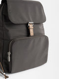 Mochila De Nylon Con Colgante
