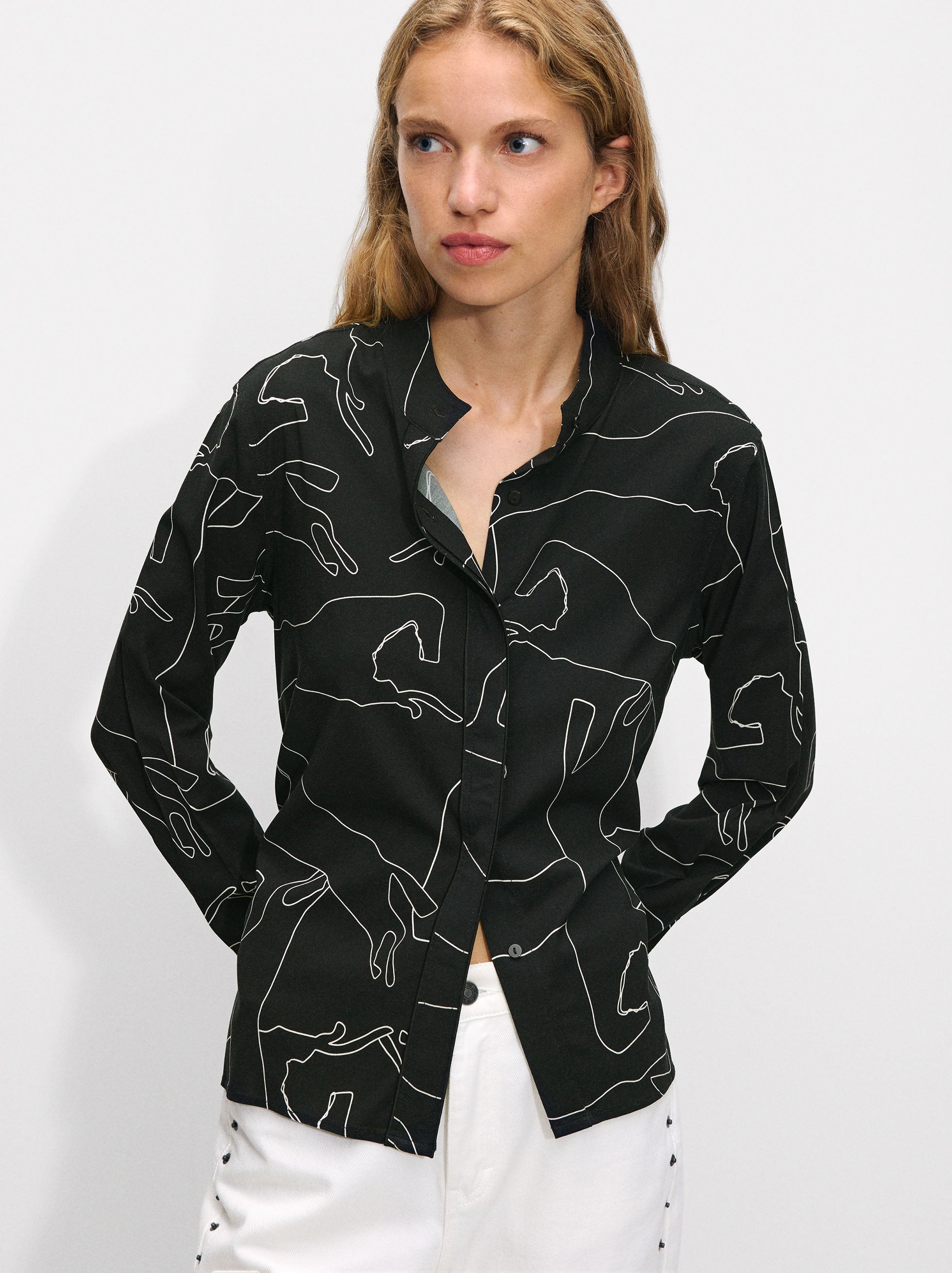 Camisa Estampada Cuello Mao