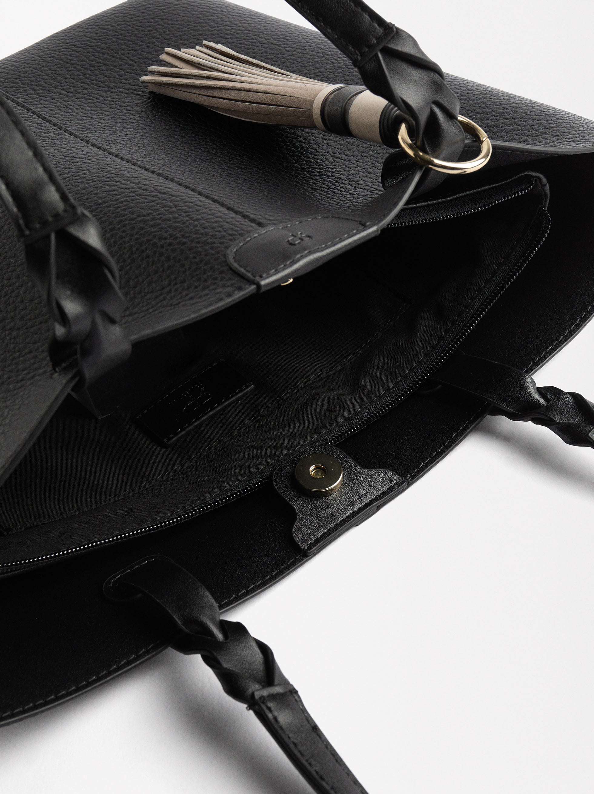 Bolso Shopper Con Colgante