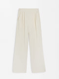 Pantalón Fluido Con Pinzas