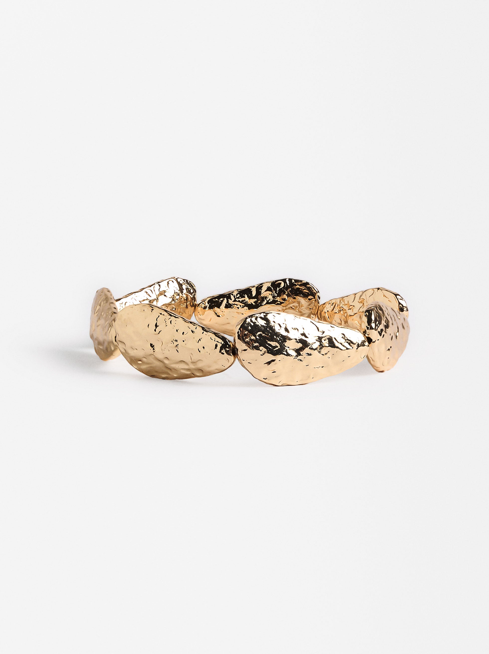 Pulsera Elástica Dorada Con Efecto Martillado