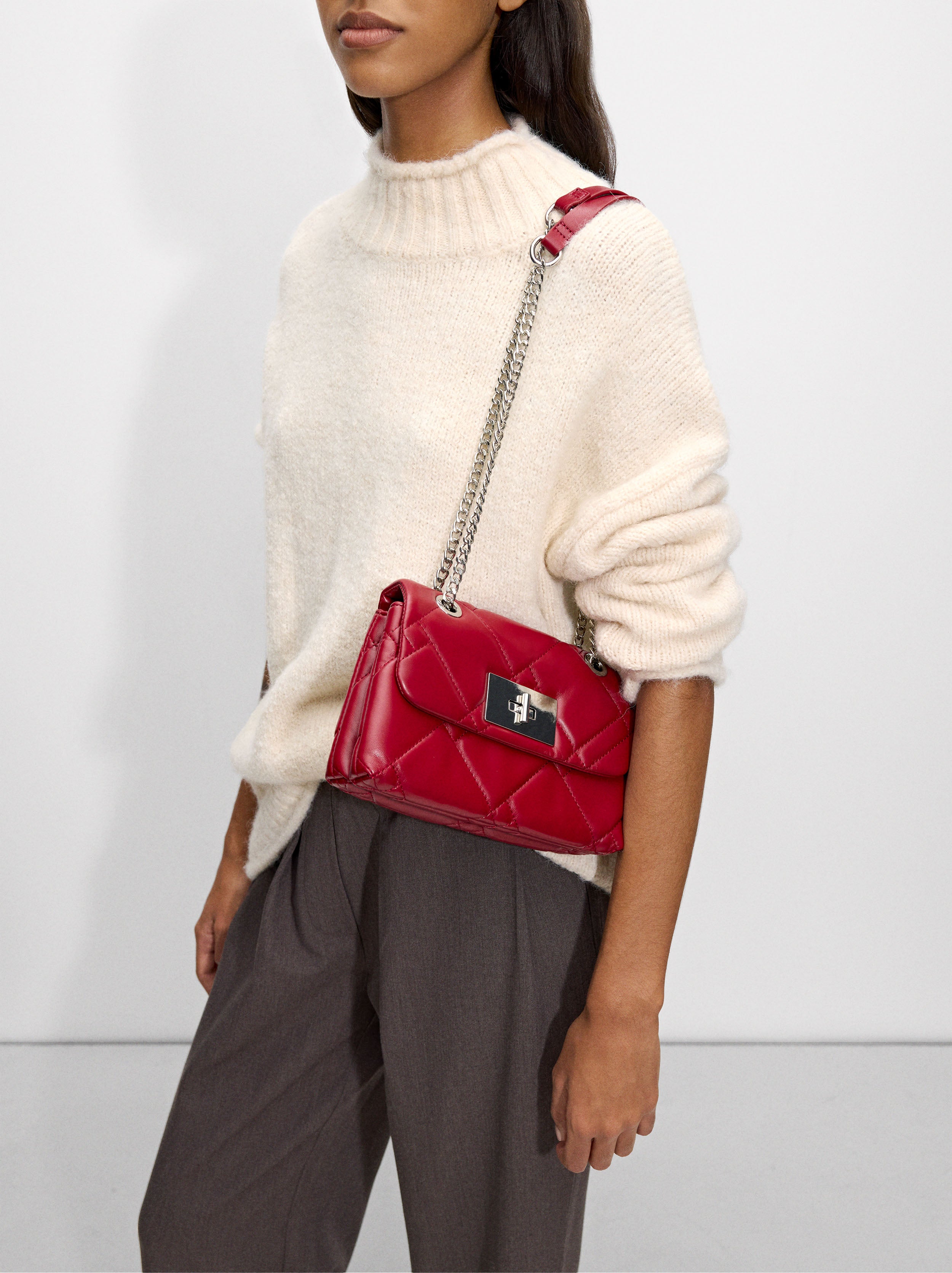 Bolso De Hombro Con Cadena