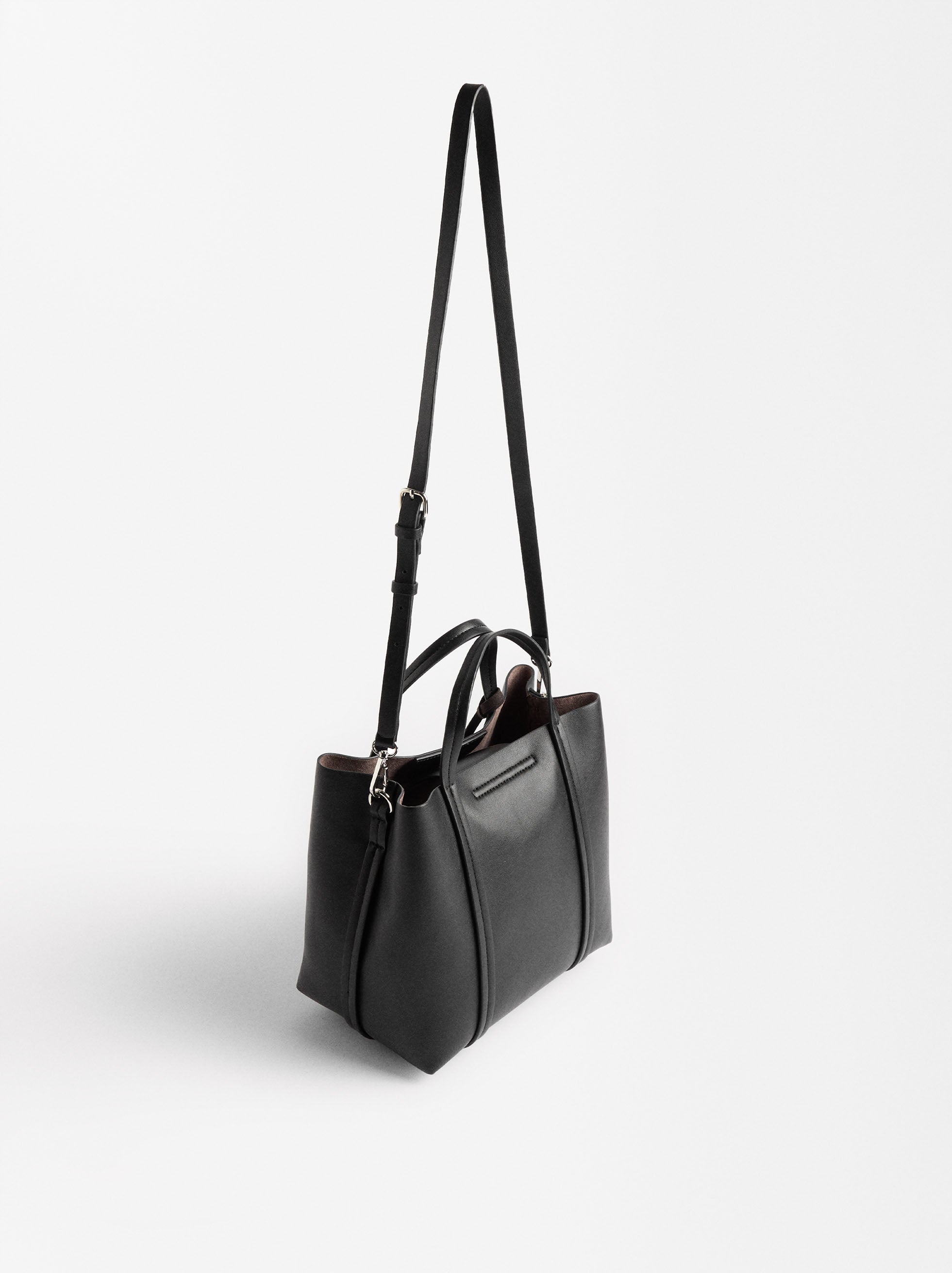 Bolso Tote Con Colgante De Lana