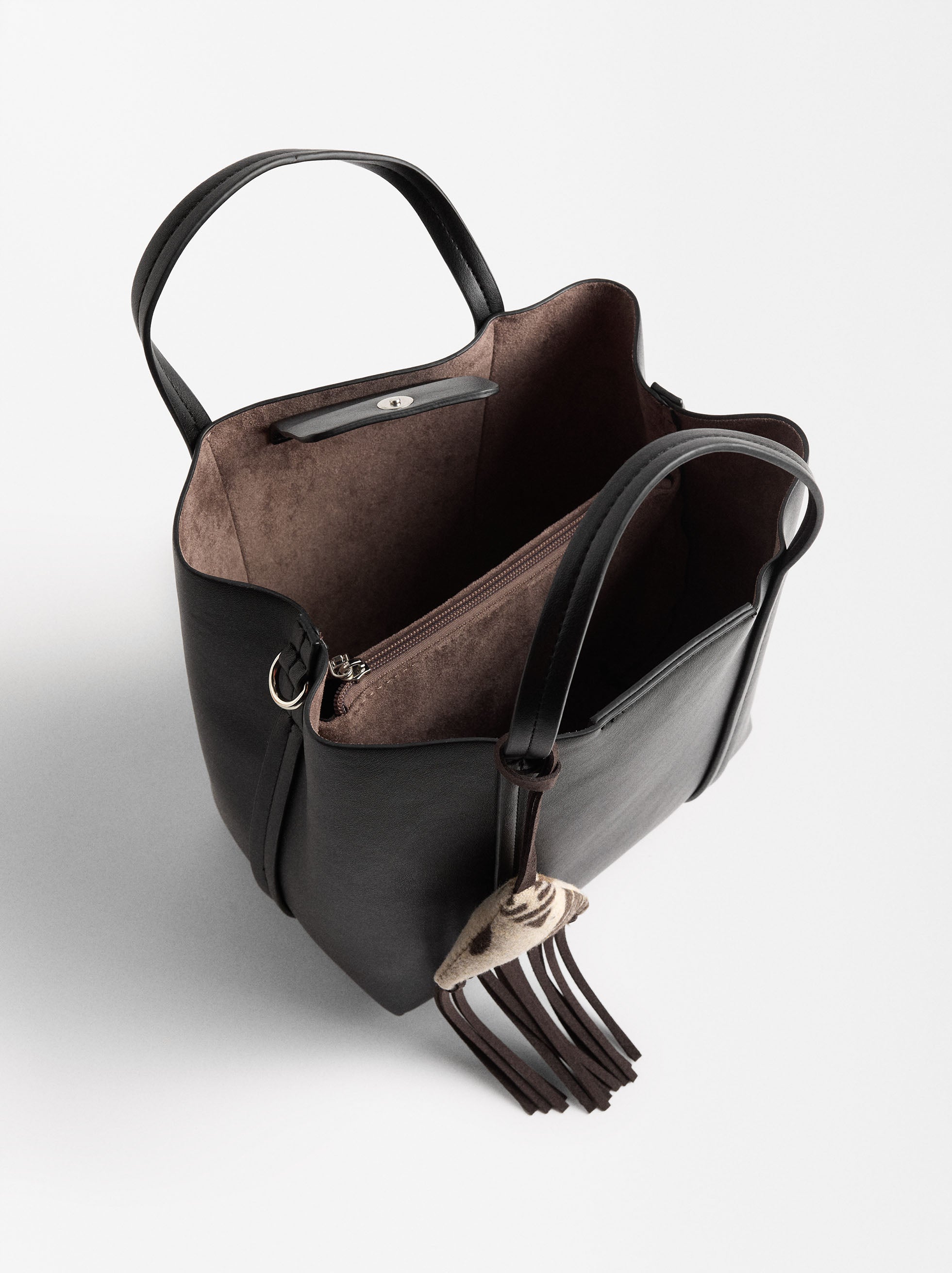 Bolso Tote Con Colgante De Lana