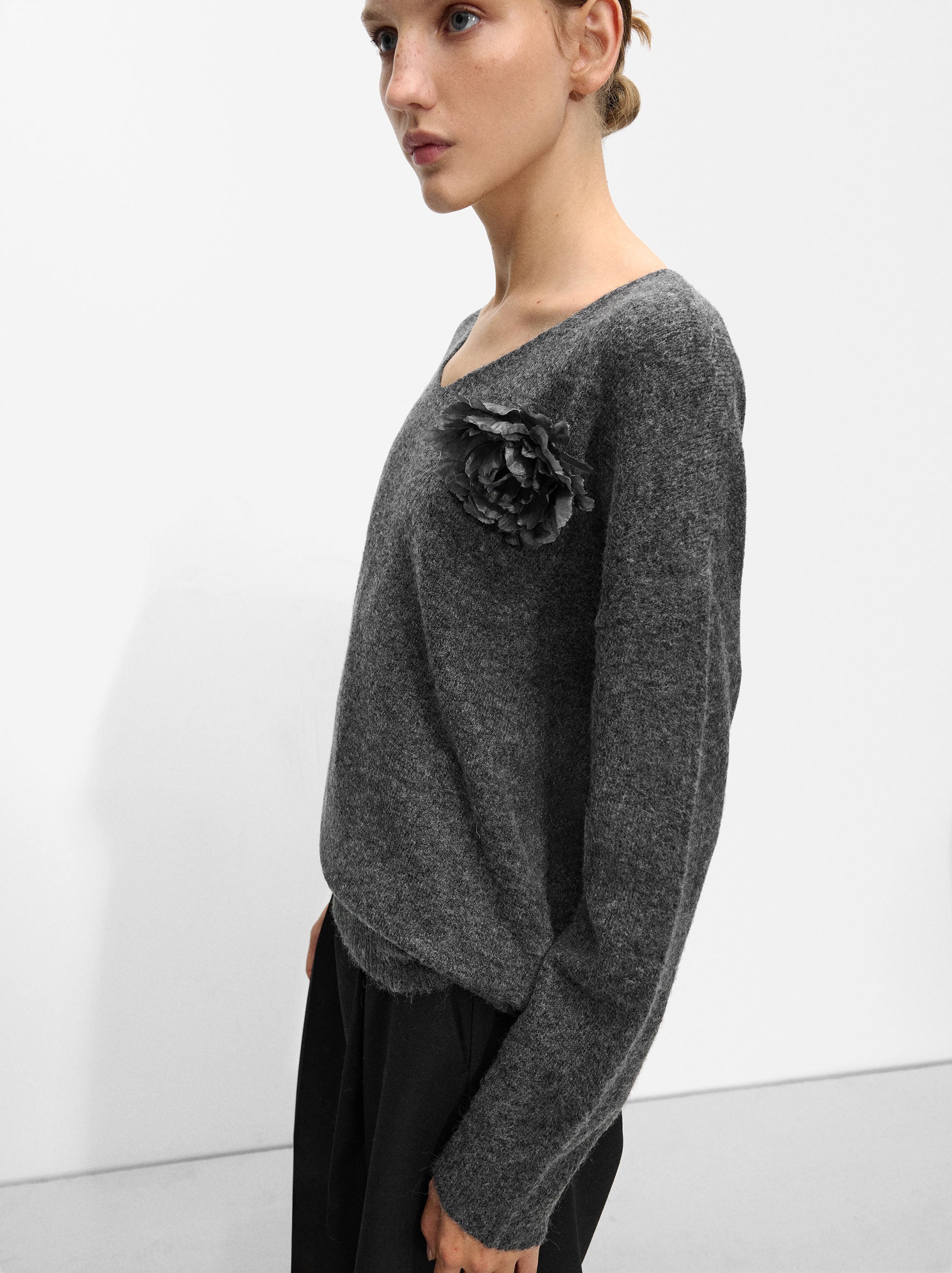 Chompa Con Lana Y Flor