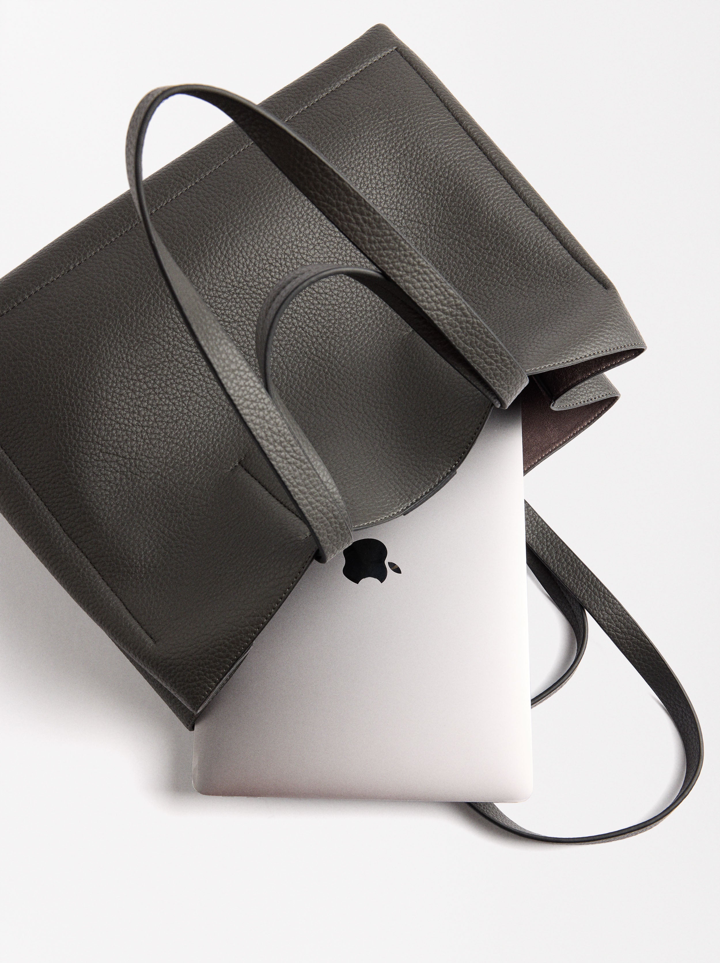 Cartera Para Portátil De 13" Con Colgante
