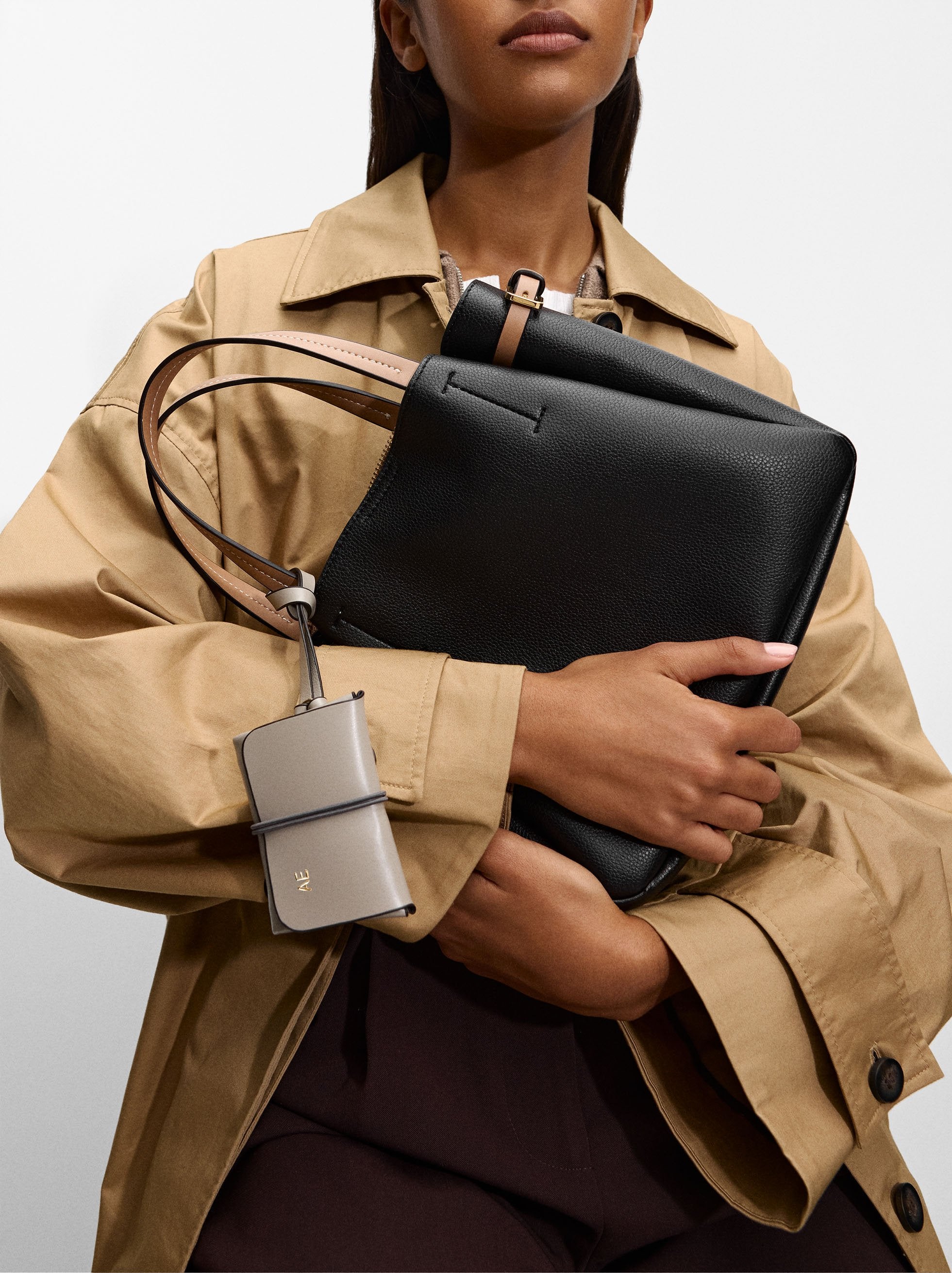 Bolso Tote Con Colgante