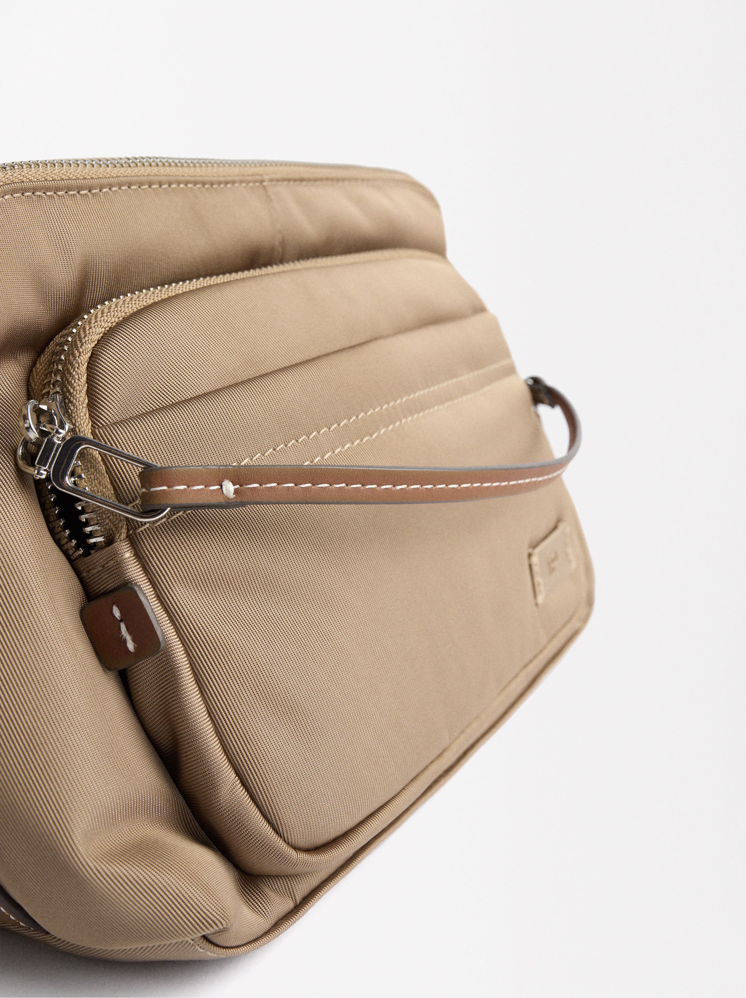 Bolso Bandolera De Nylon