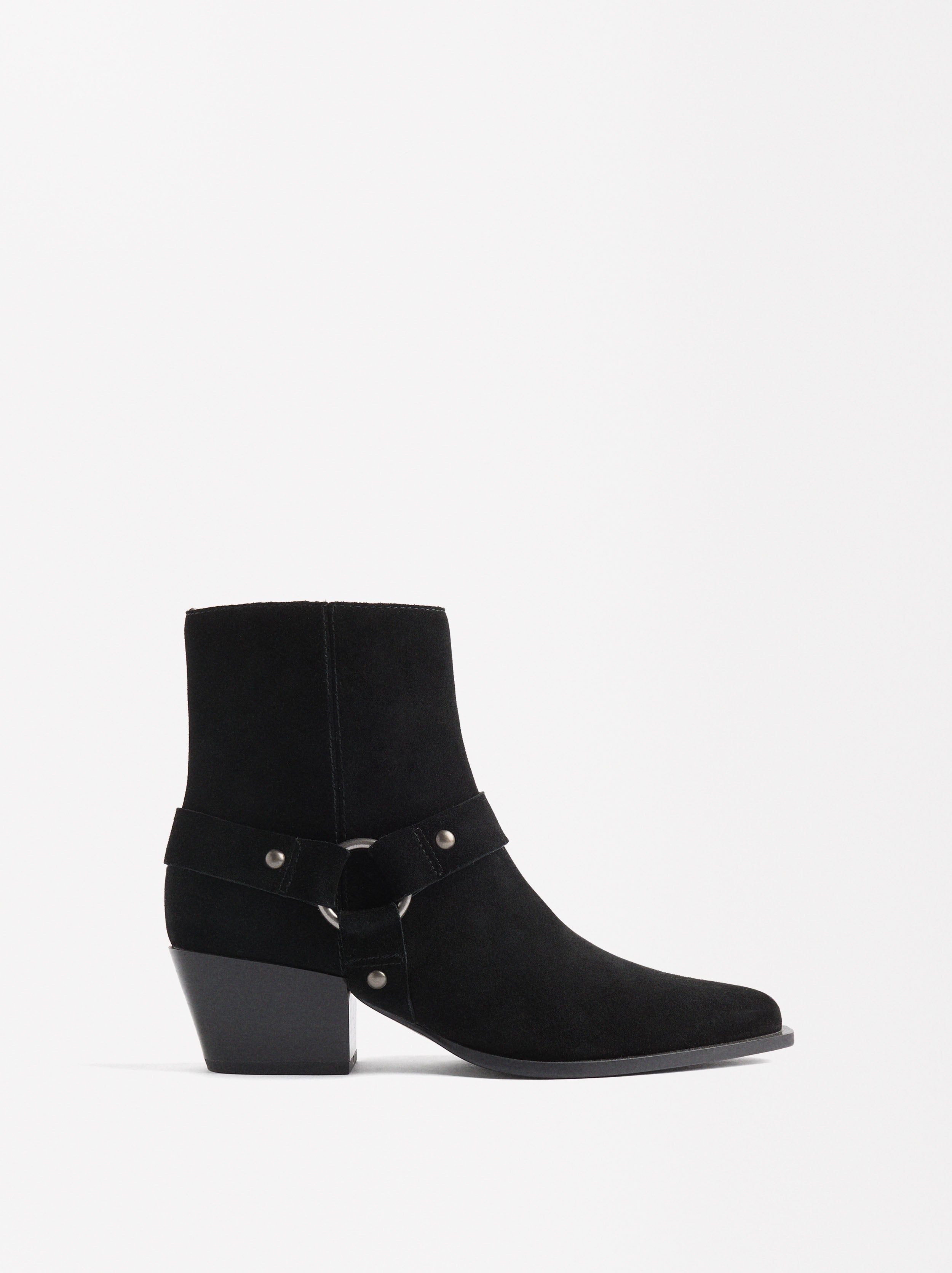 Botines De Piel Cowboy Con Aro Y Tachuelas