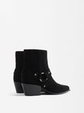 Botines De Piel Cowboy Con Aro Y Tachuelas