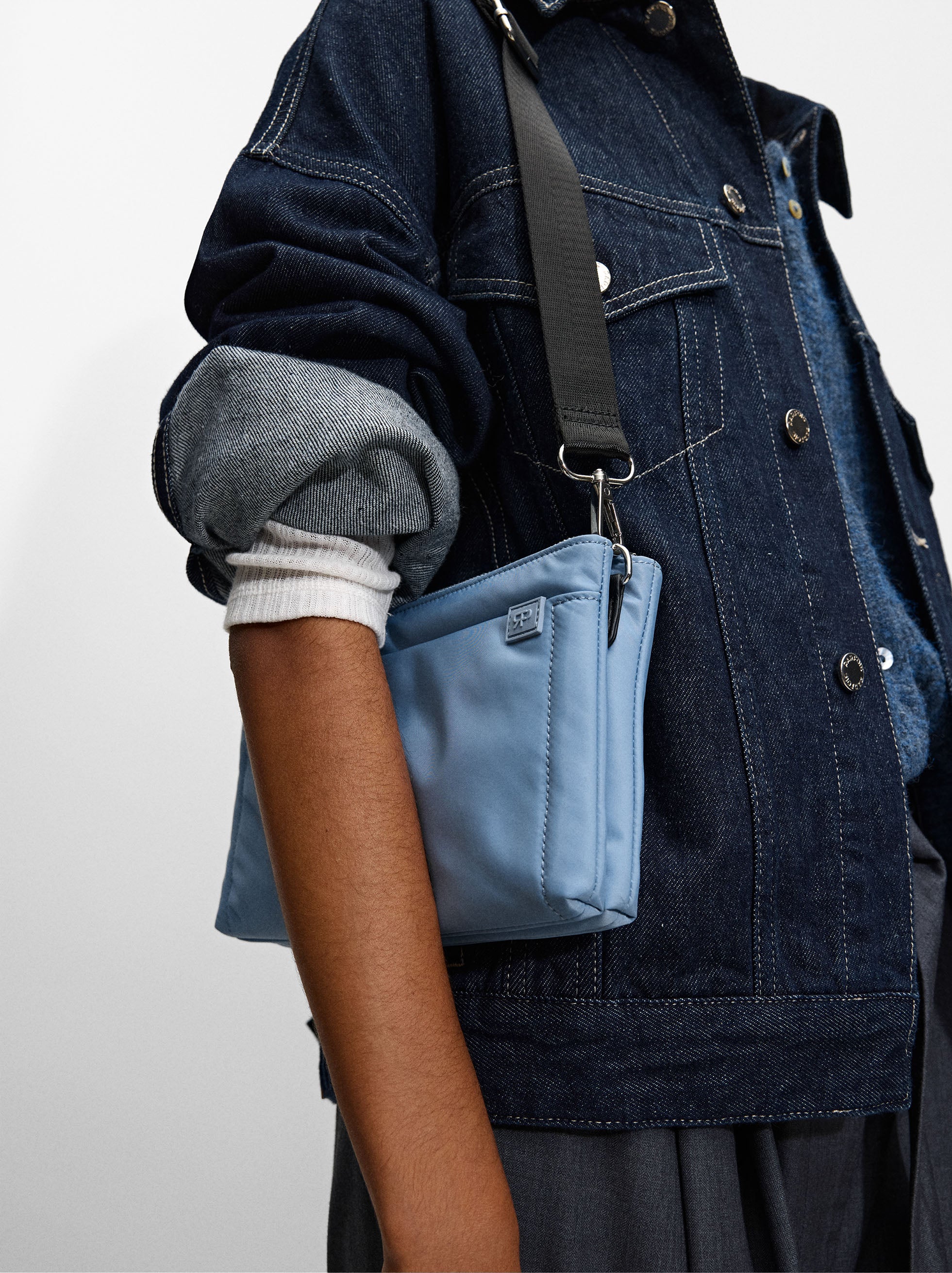 Bolso Bandolera De Nylon