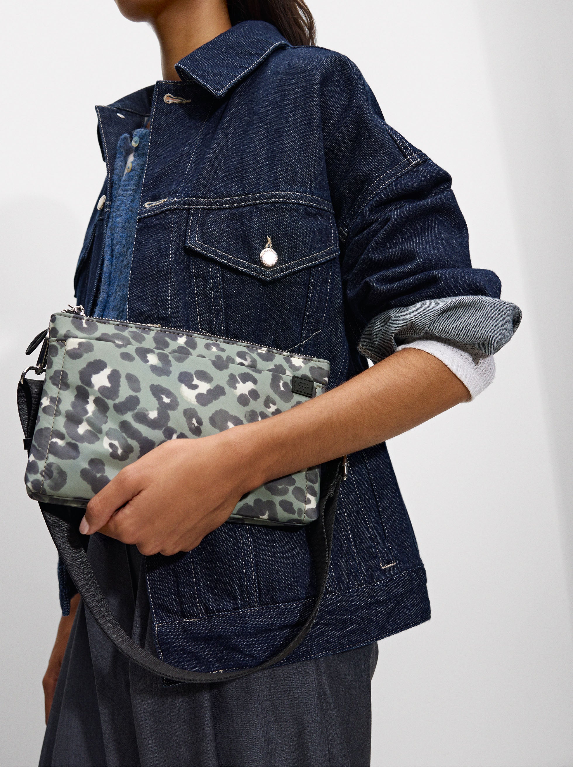 Bolso Bandolera De Nylon Estampada