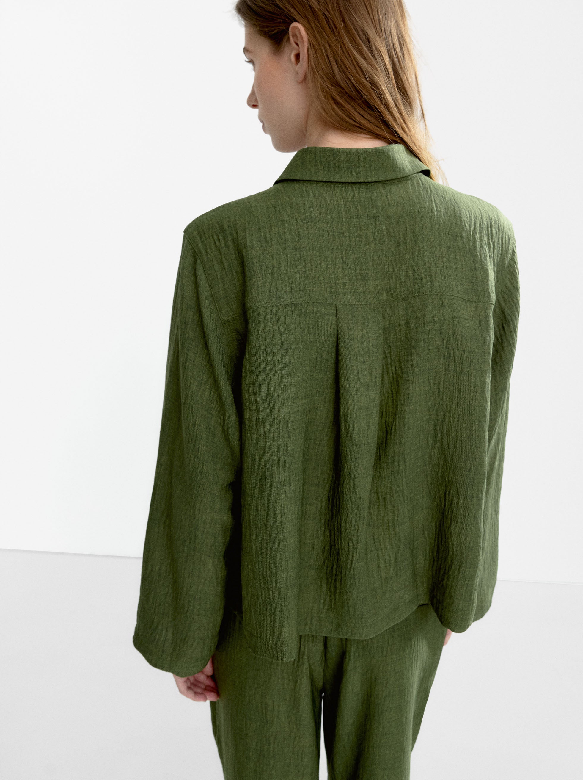 Camisa Fluida Con Efecto Arrugado